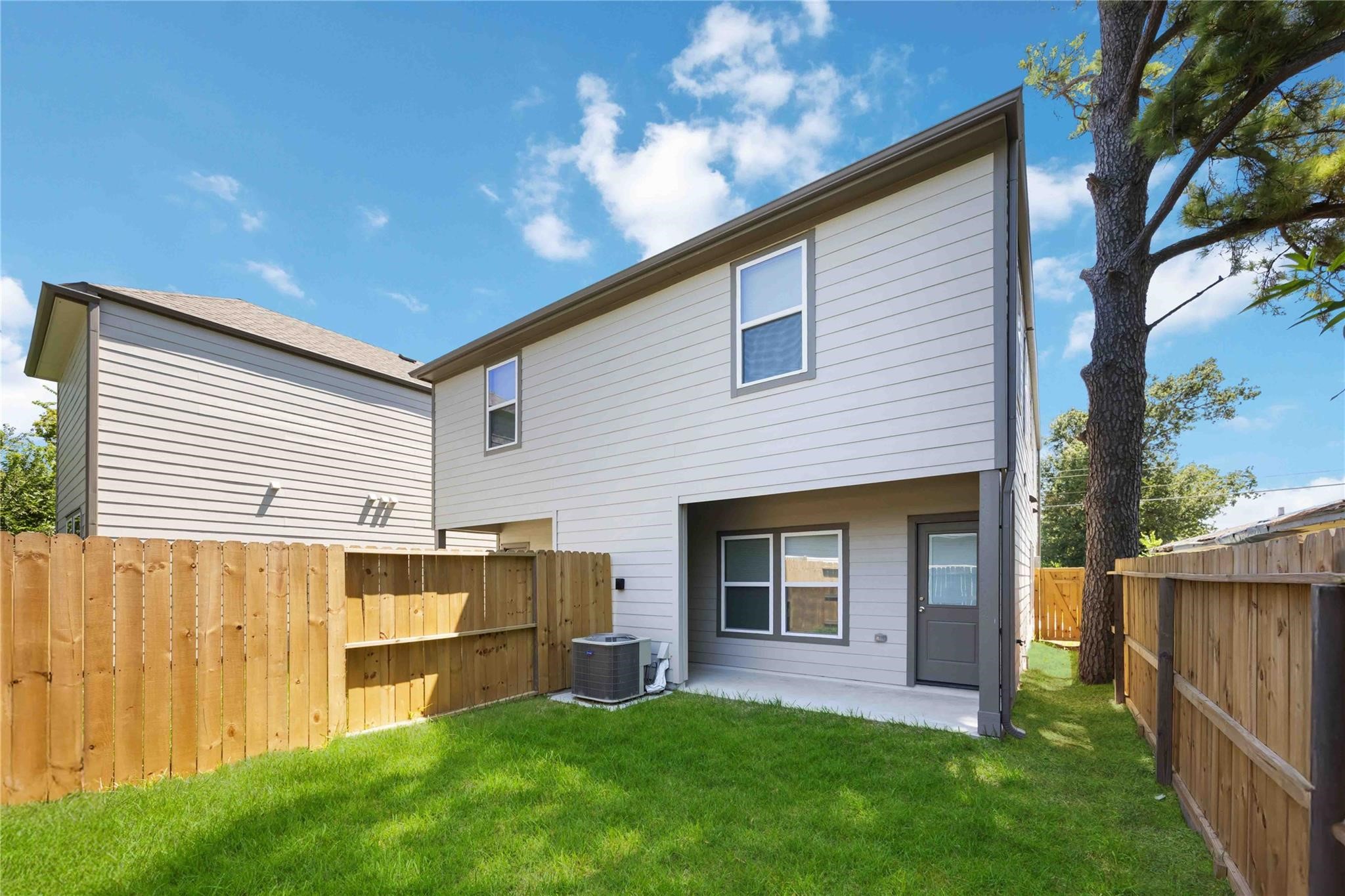 7987 Chateau Street, #B, Houston, TX 77028