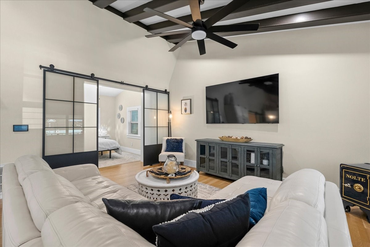 1005 Bryan Avenue, Seabrook, TX 77586