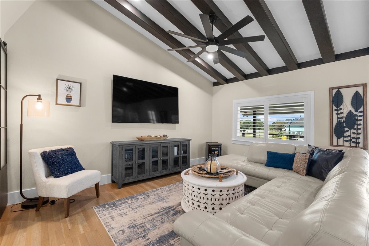 1005 Bryan Avenue, Seabrook, TX 77586