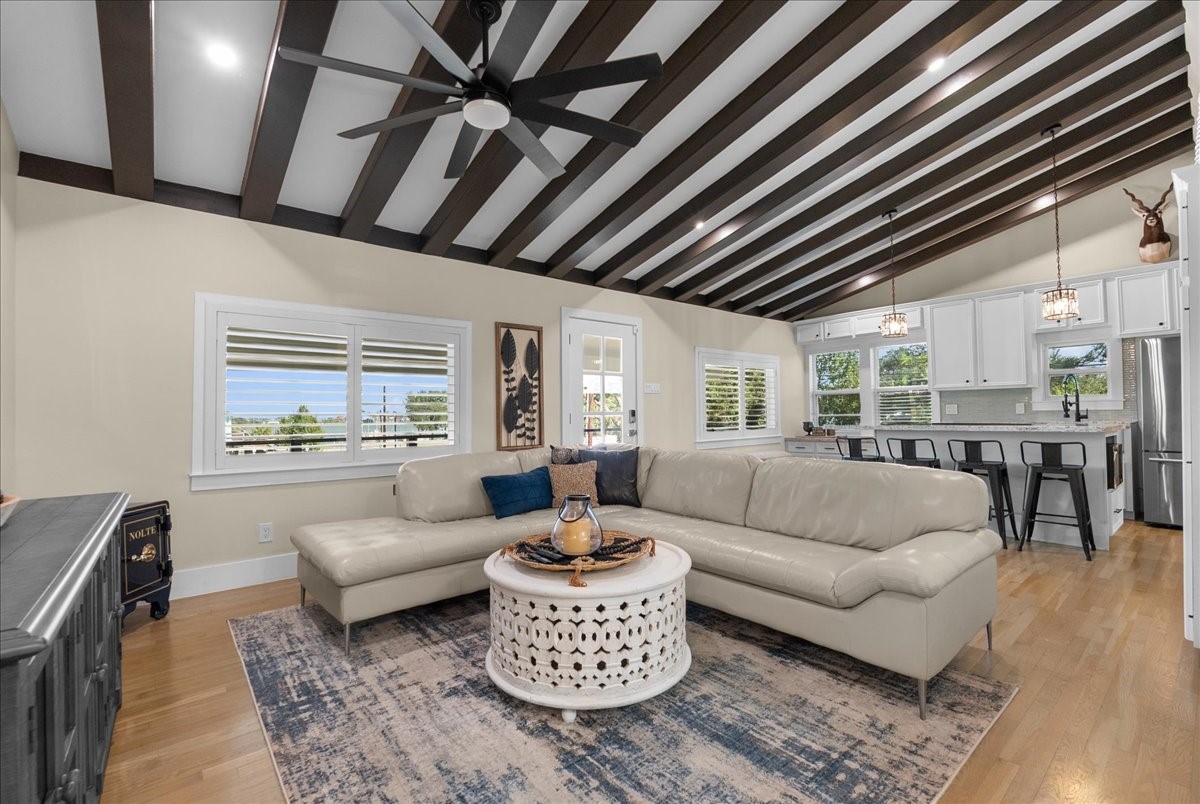 1005 Bryan Avenue, Seabrook, TX 77586
