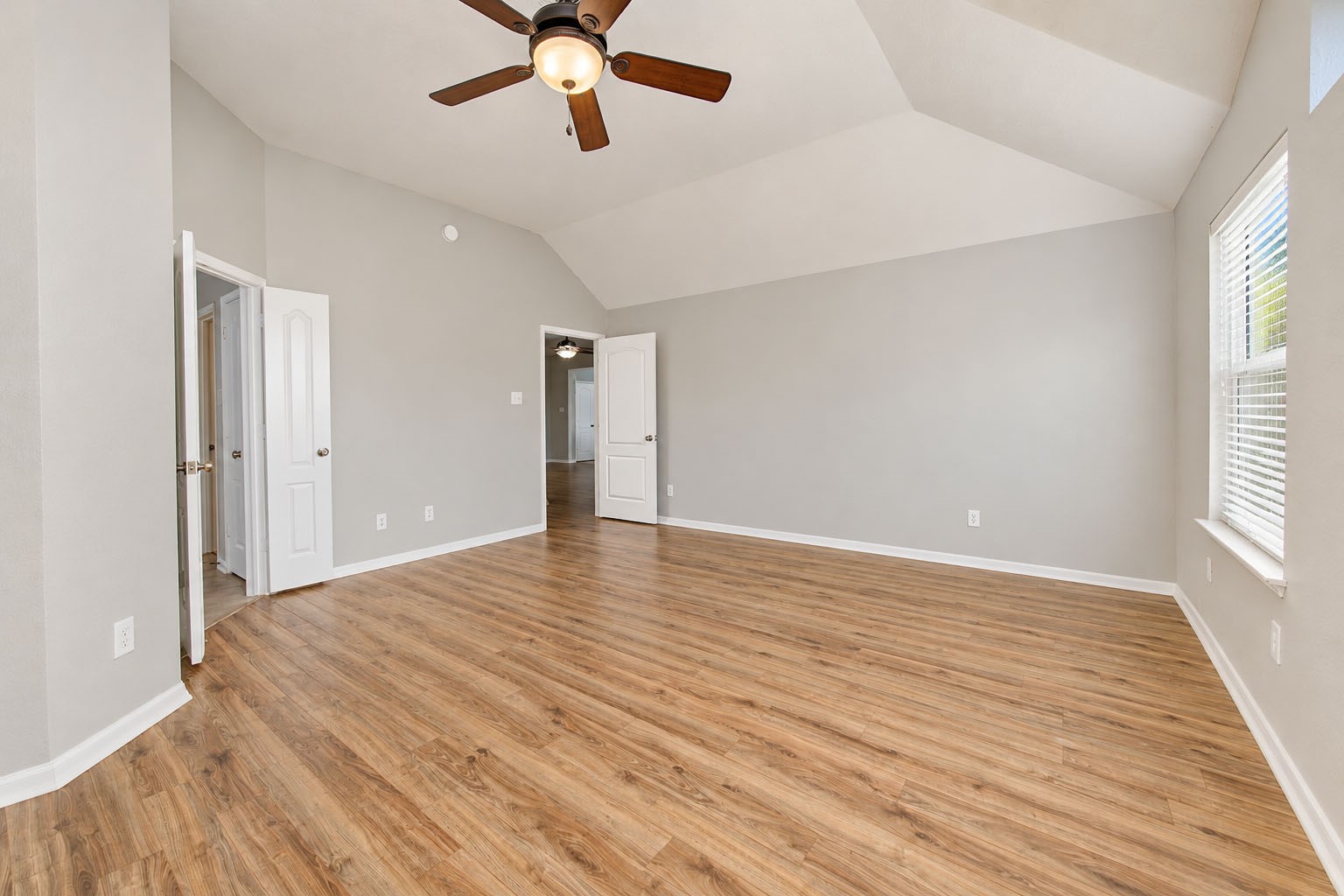4719 Waterhaven Lane, Houston, TX 77084