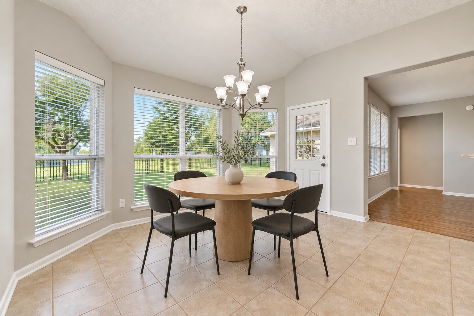 Breakfast Area. Virtually staged to help visualize the rooms potential.
