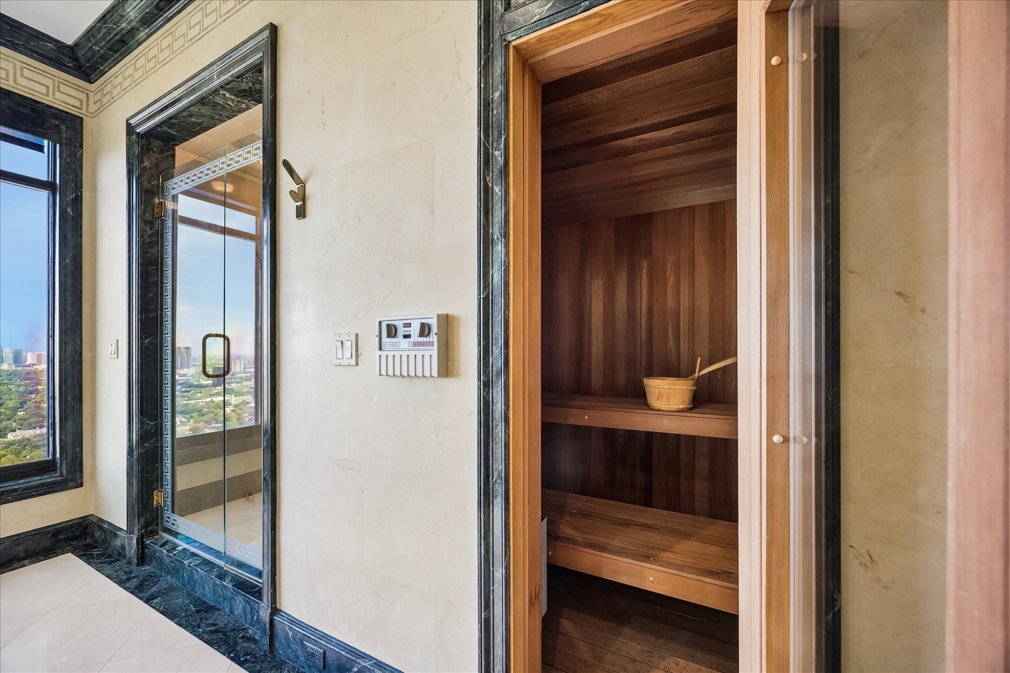 2121 Kirby Drive, #26S, Houston, TX 77019