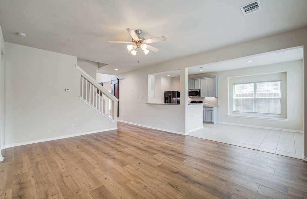 309 Burgundy Drive, Alvin, TX 77511