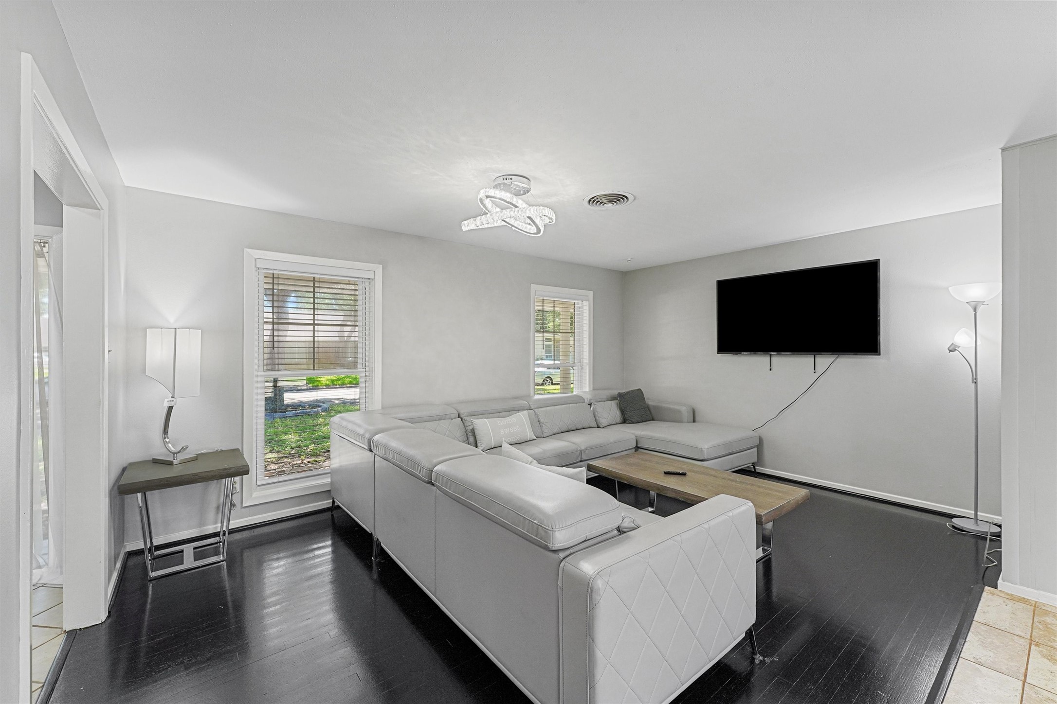 9622 Fairdale Lane, Houston, TX 77063
