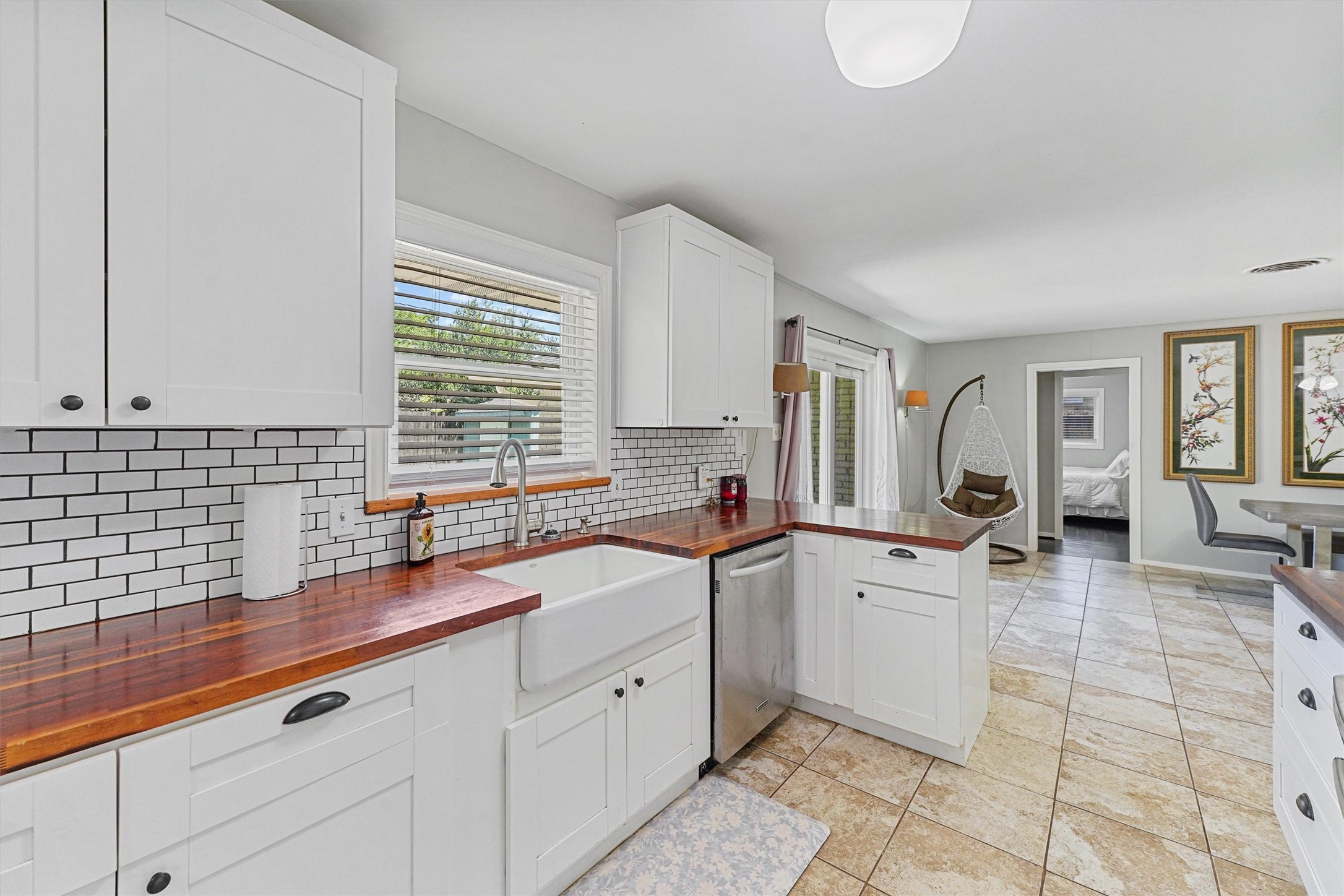 9622 Fairdale Lane, Houston, TX 77063