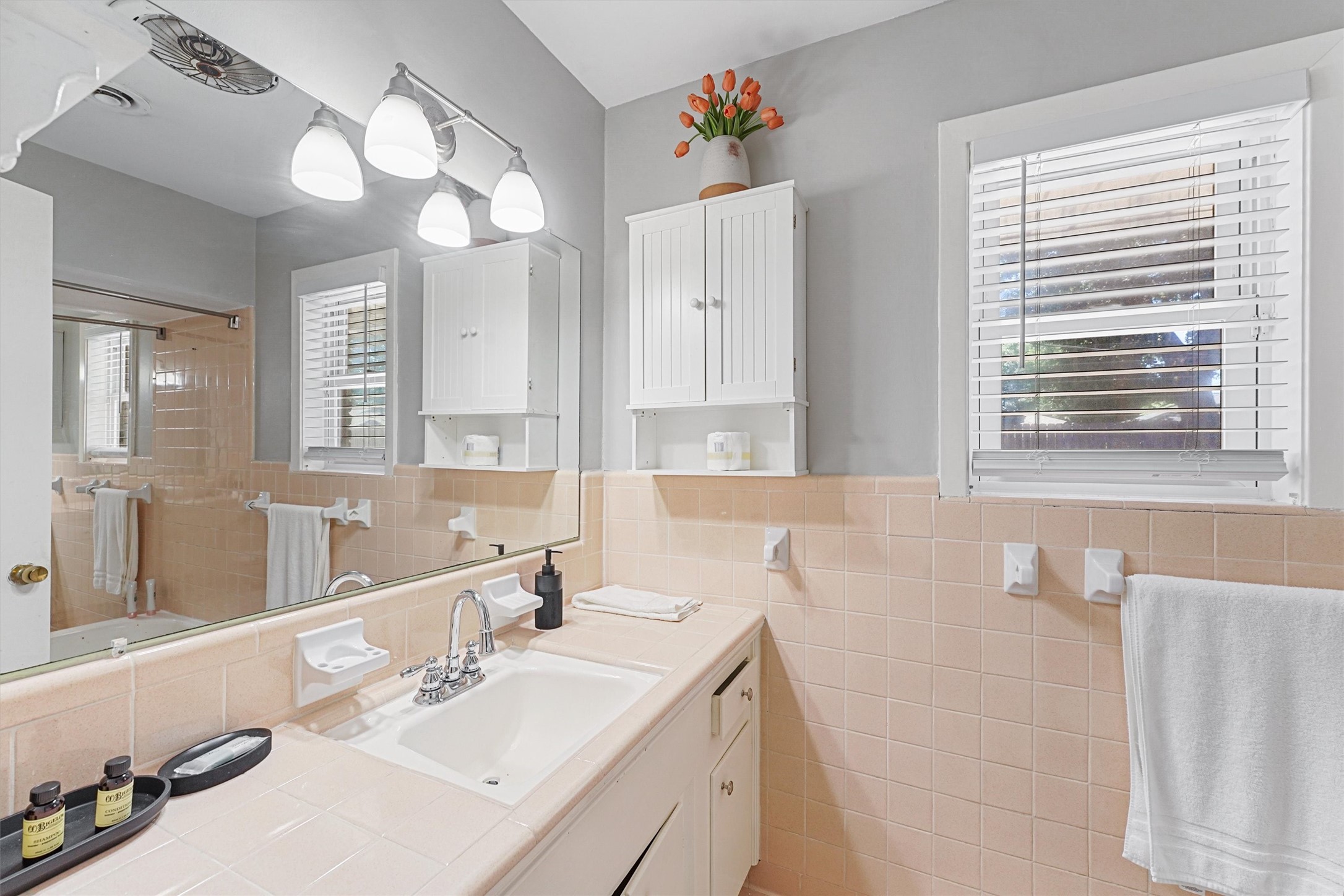 9622 Fairdale Lane, Houston, TX 77063