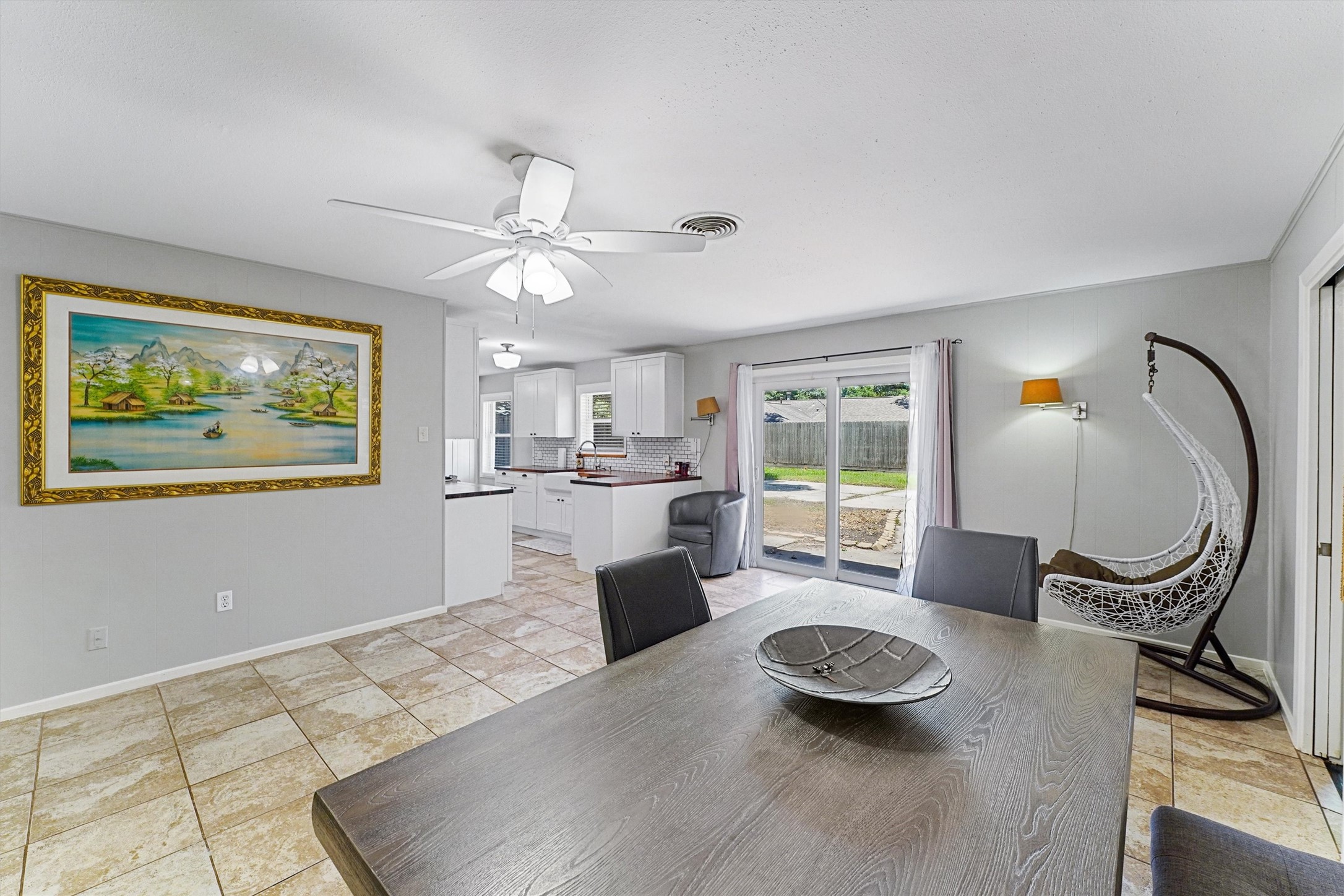 Dining/Open to Kitchen