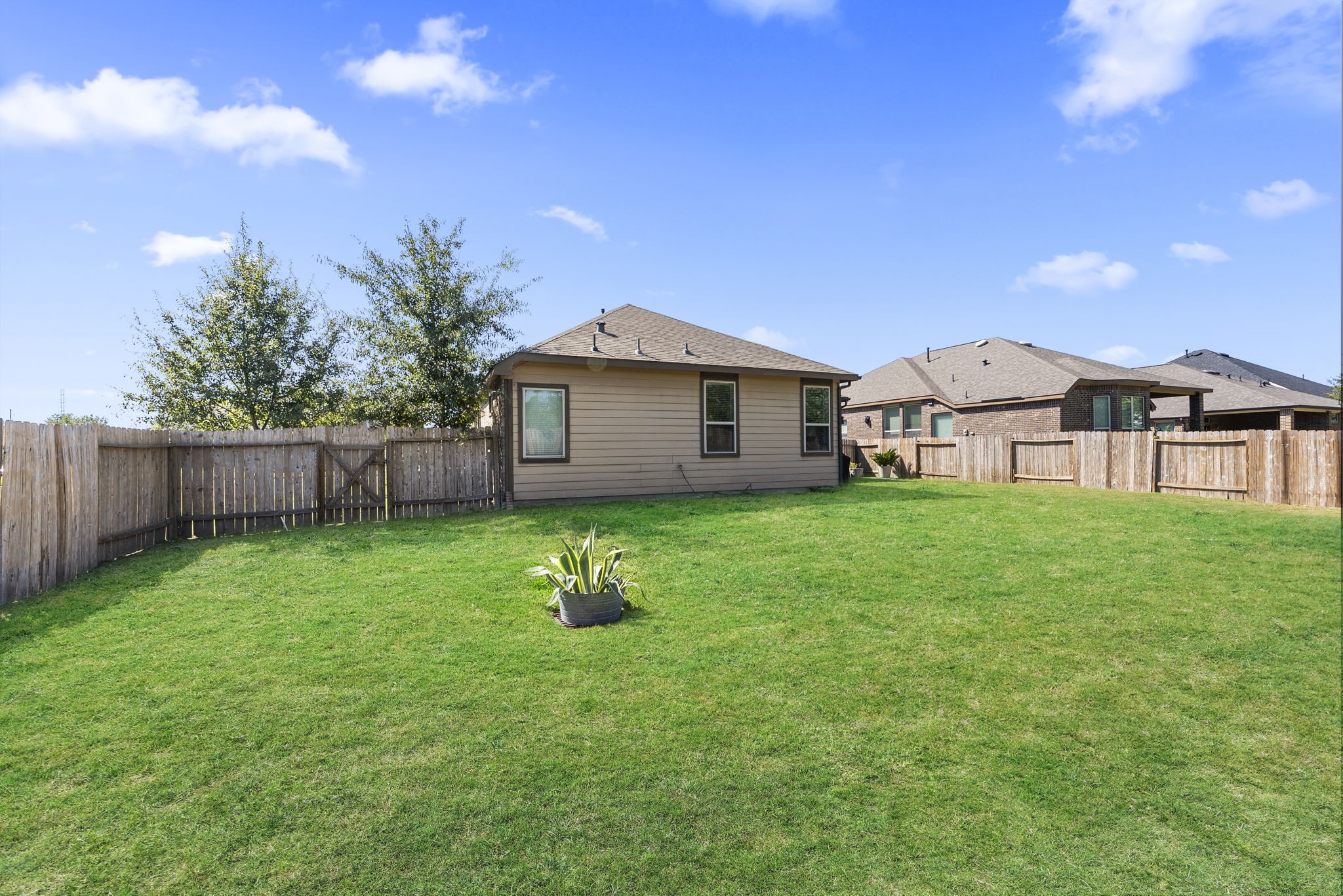 19610 Crystal Ivy Lane, Spring, TX 77388