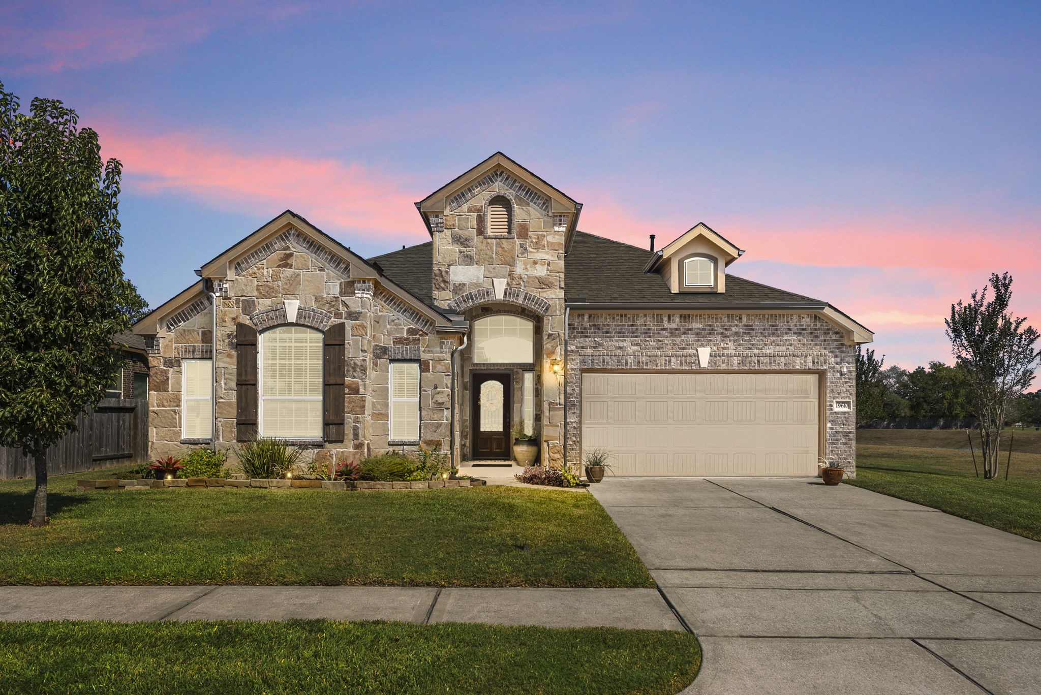Charming 1-story DR Horton home is designed to impress and on the best lot!