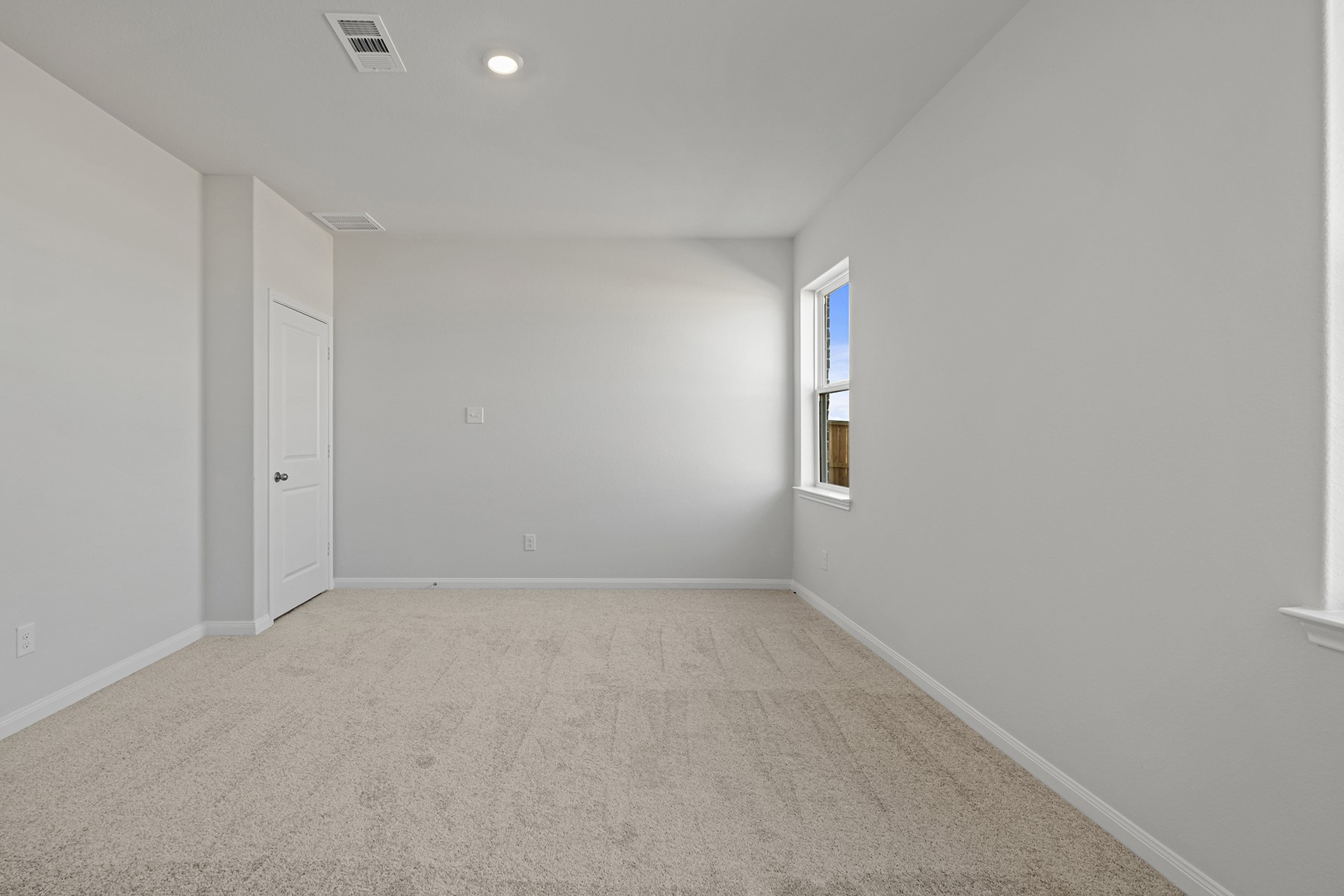 8810 New Jade Drive, Iowa Colony, TX 77583