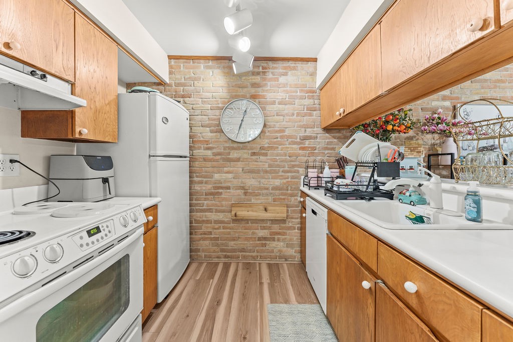 Kitchen View Kitchen View