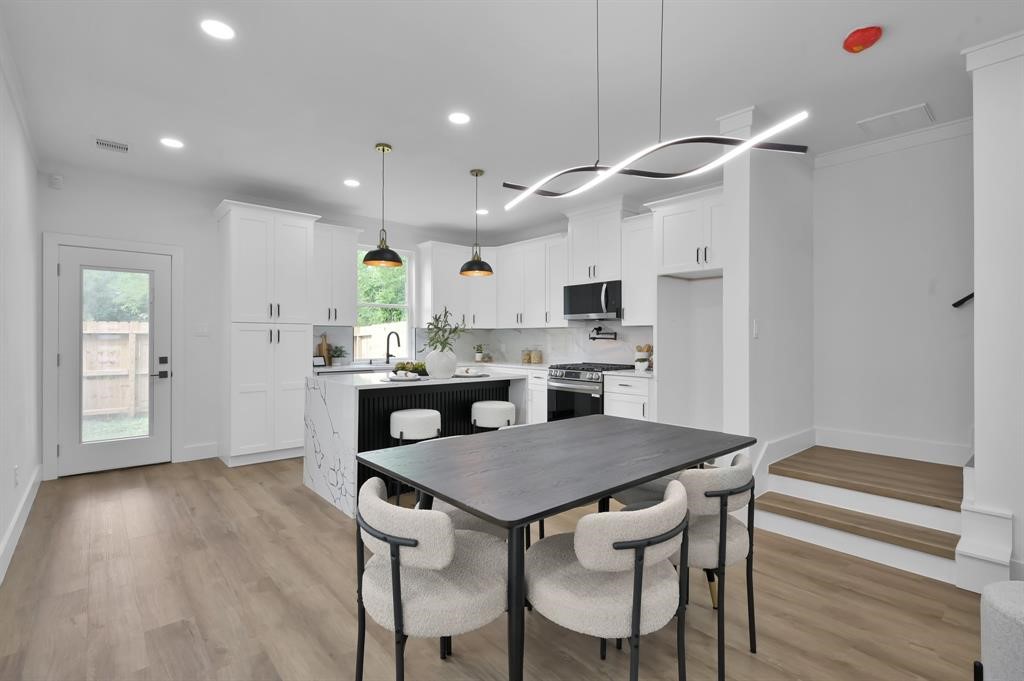 3334 Francis Street, #B, Houston, TX 77004