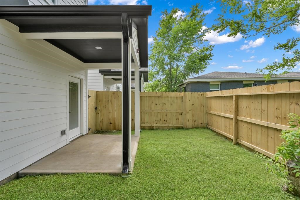 3334 Francis Street, #B, Houston, TX 77004