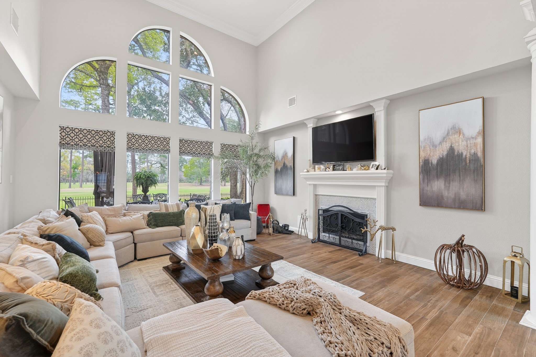 24710 Creekview Drive, Spring, TX 77389 24710 Creekview Drive, Spring, TX 77389