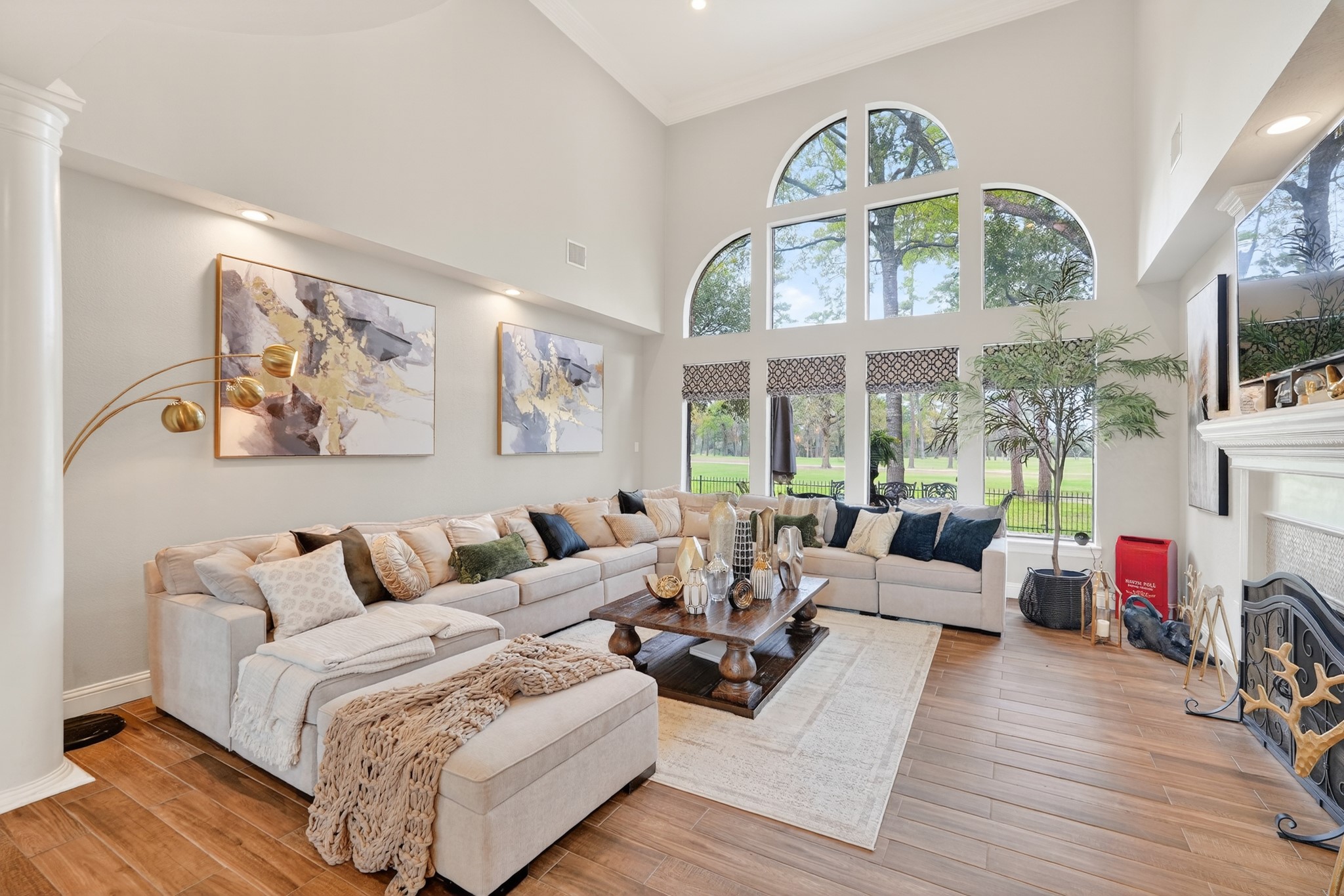 24710 Creekview Drive, Spring, TX 77389 24710 Creekview Drive, Spring, TX 77389