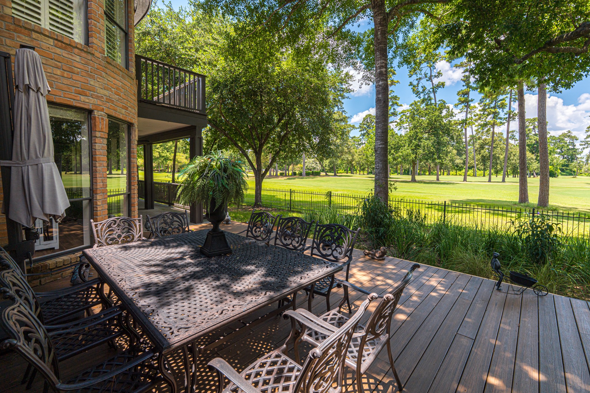 24710 Creekview Drive, Spring, TX 77389