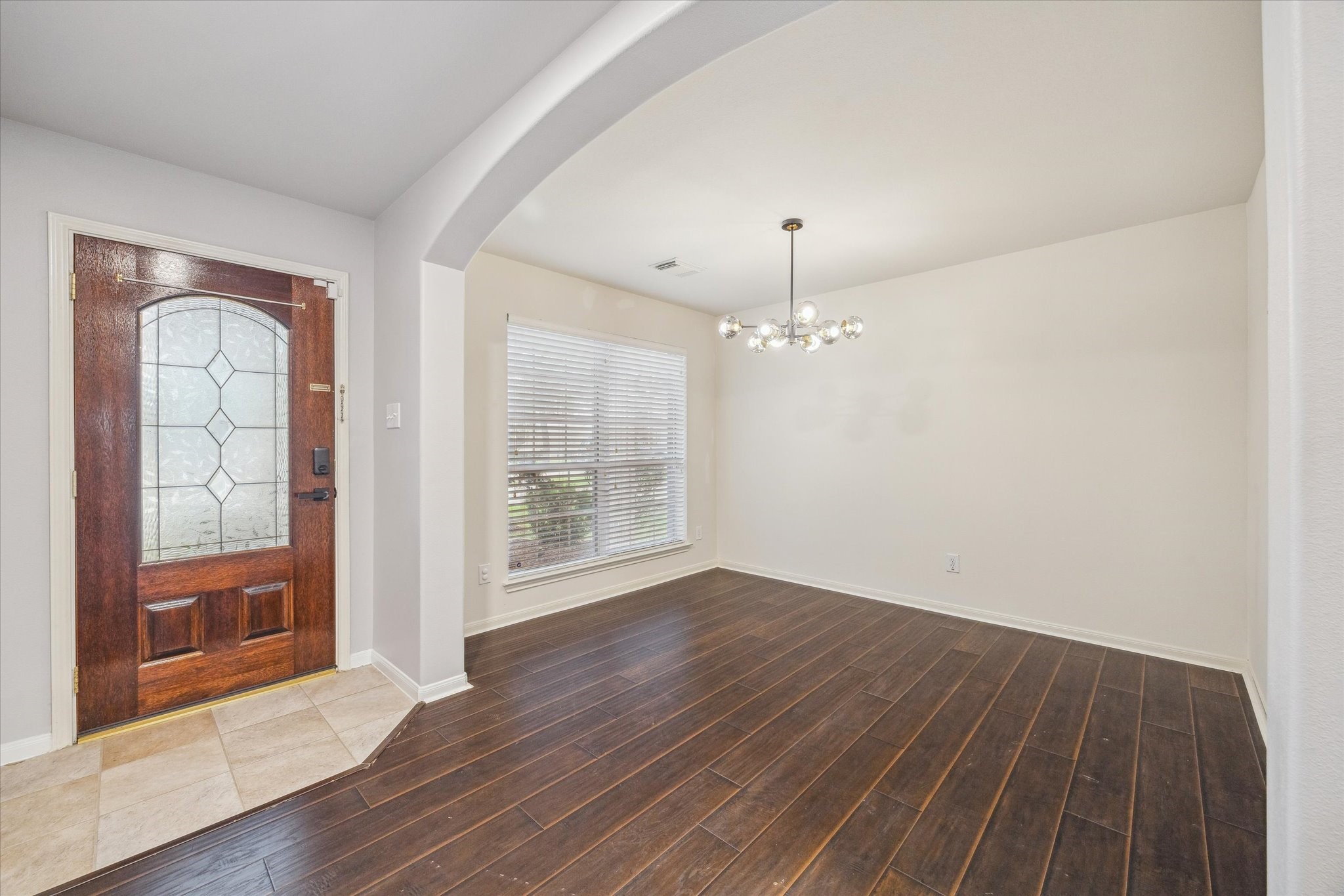 9842 Lynette Falls Drive, Houston, TX 77095