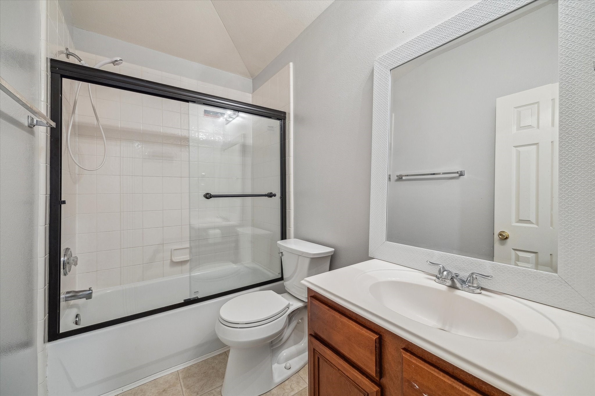 9842 Lynette Falls Drive, Houston, TX 77095