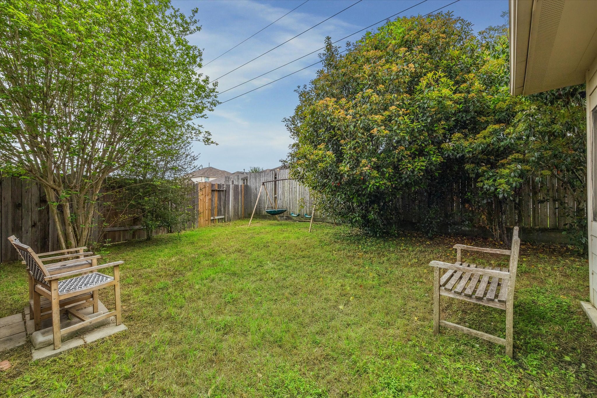 9842 Lynette Falls Drive, Houston, TX 77095