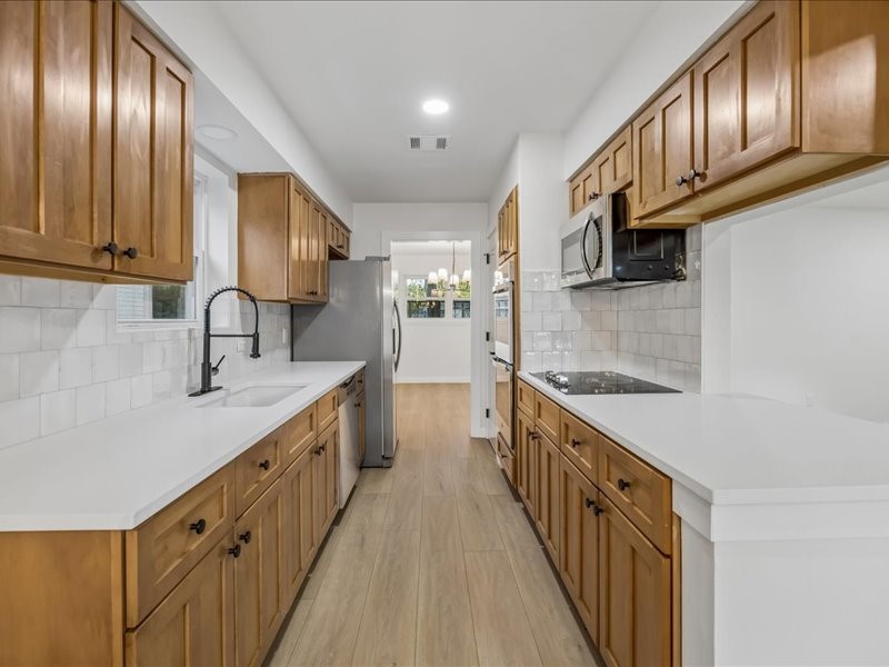 2807 Triway Lane, Houston, TX 77043