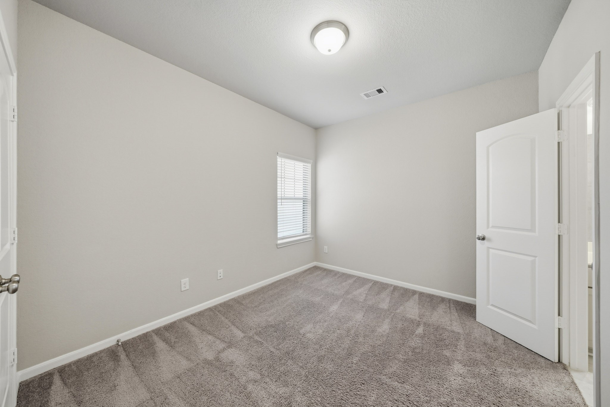 8734 Laurel Crest Drive, Missouri City, TX 77459