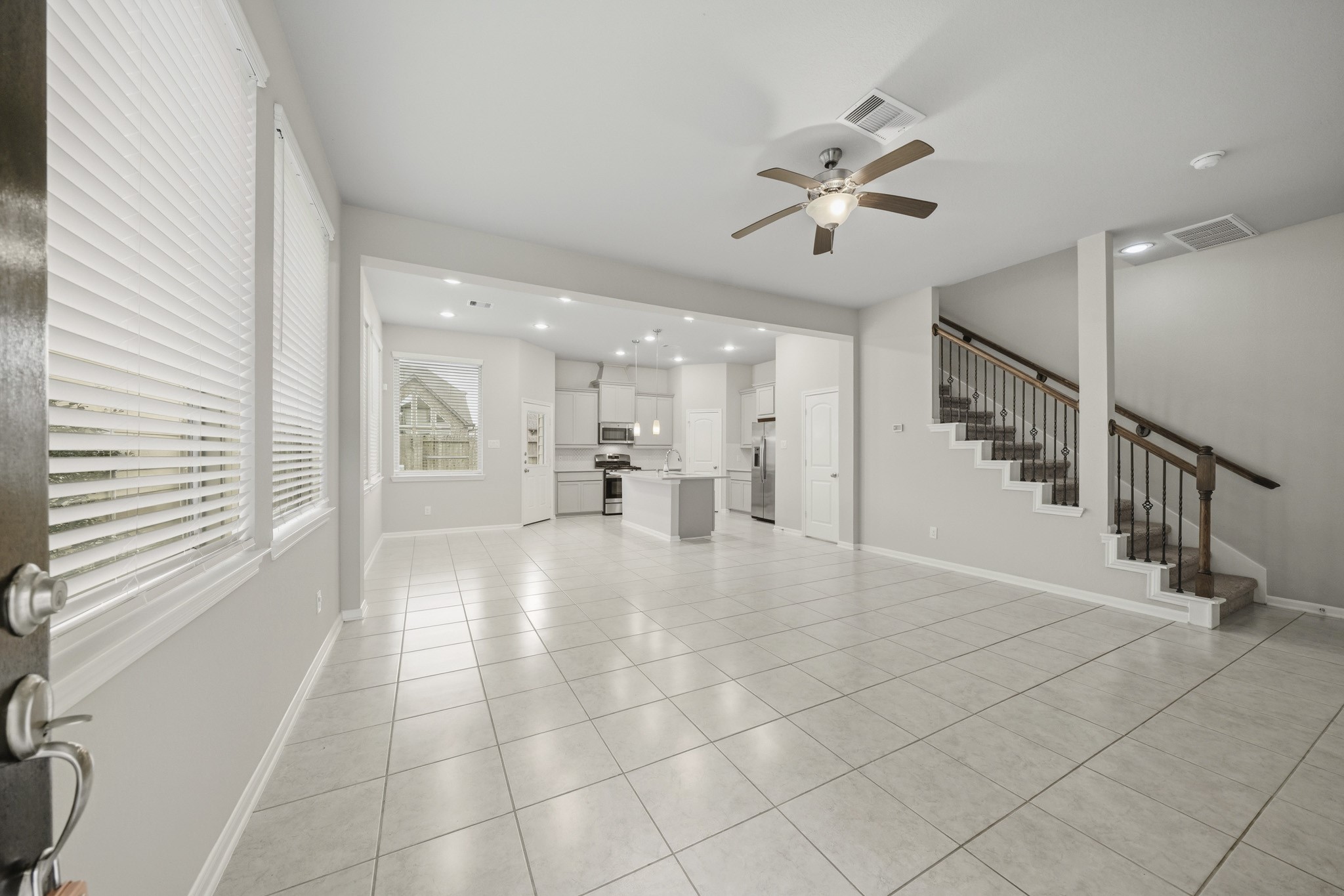 8734 Laurel Crest Drive, Missouri City, TX 77459 8734 Laurel Crest Drive, Missouri City, TX 77459