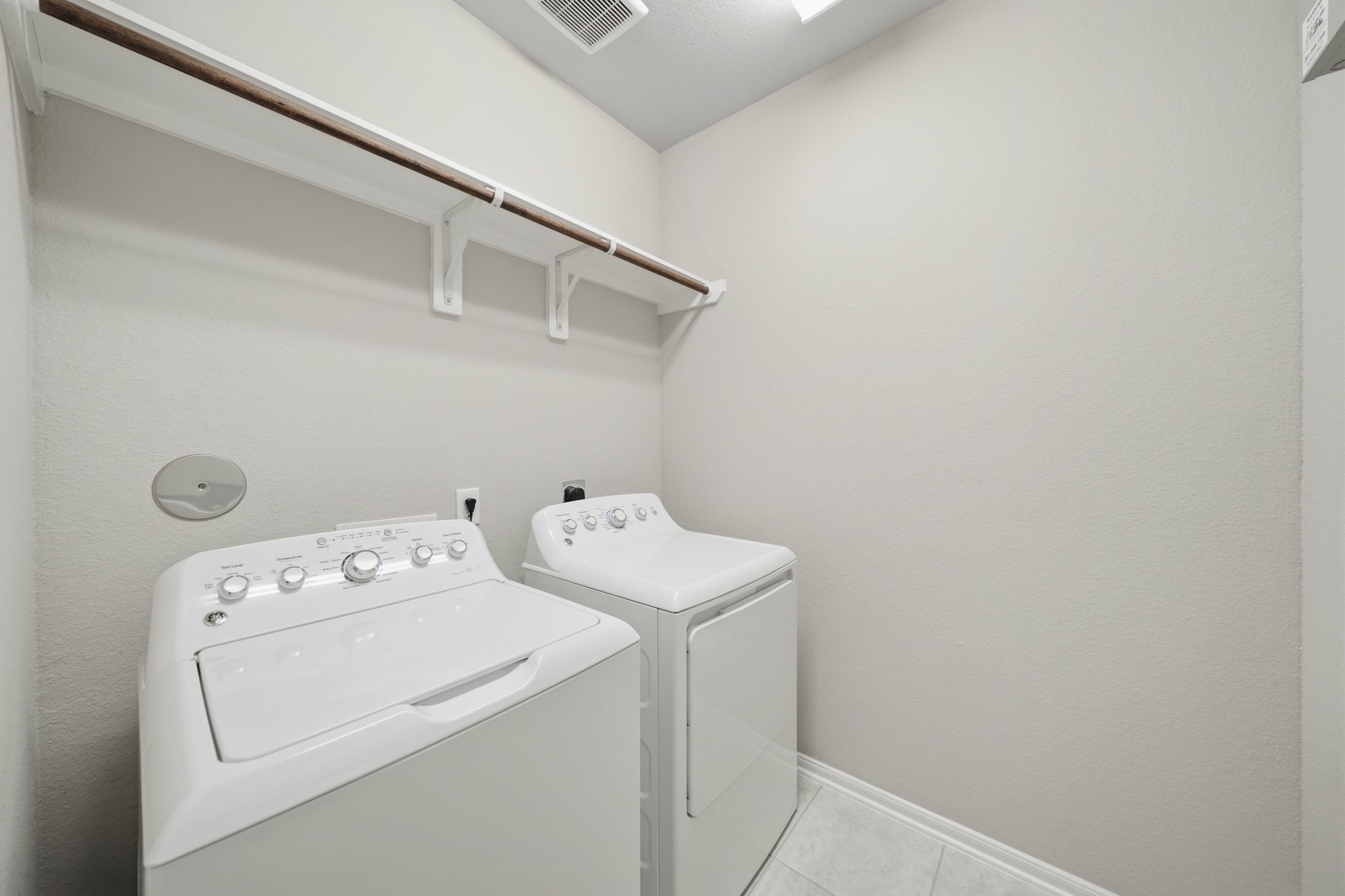 8734 Laurel Crest Drive, Missouri City, TX 77459