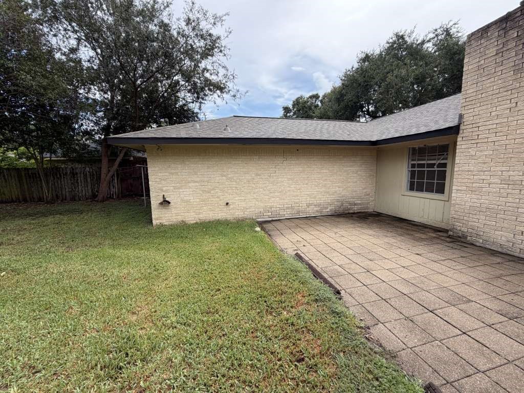 5850 Paisley Street, Houston, TX 77096