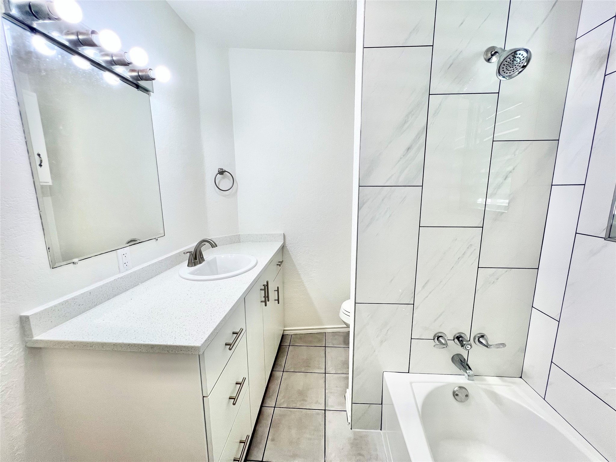 11815 15th Street, Santa Fe, TX 77510