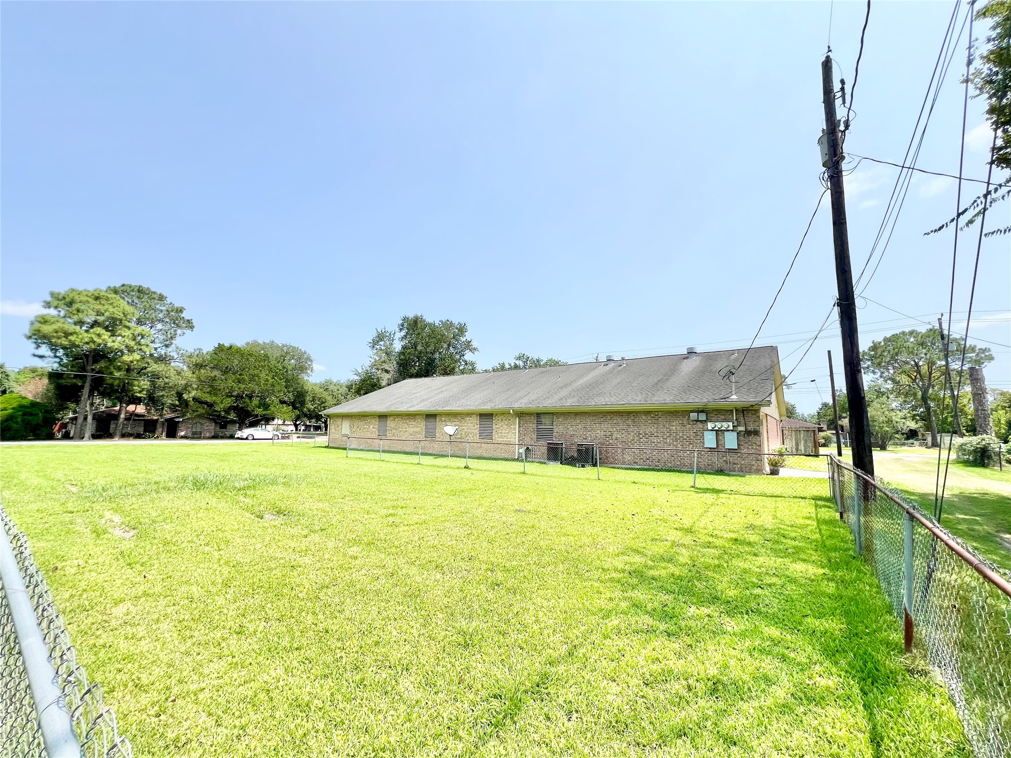 11815 15th Street, Santa Fe, TX 77510