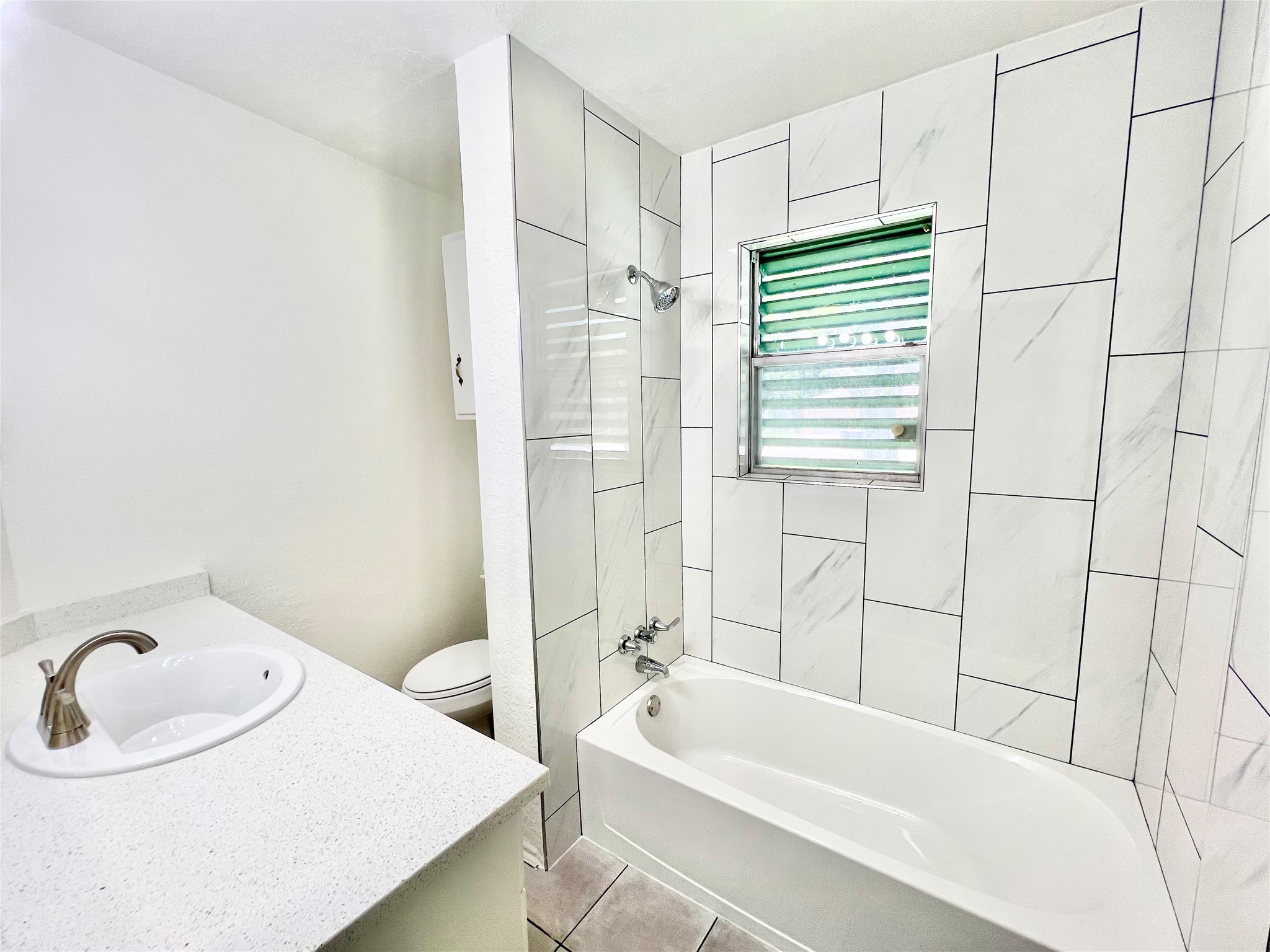 11815 15th Street, Santa Fe, TX 77510