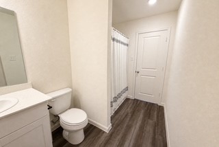 718 Amesbury Road, Conroe, TX 77316