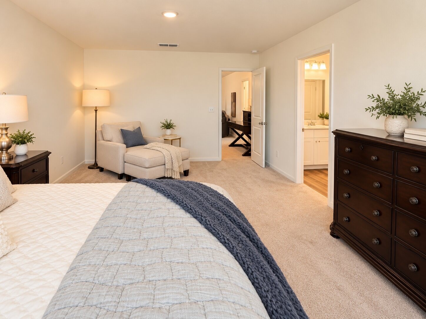 718 Amesbury Road, Conroe, TX 77316