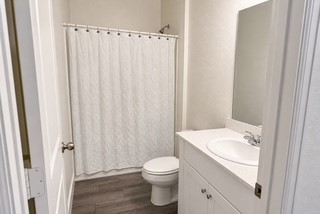 718 Amesbury Road, Conroe, TX 77316