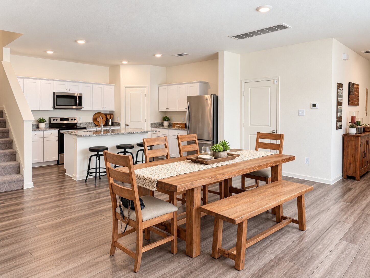 718 Amesbury Road, Conroe, TX 77316
