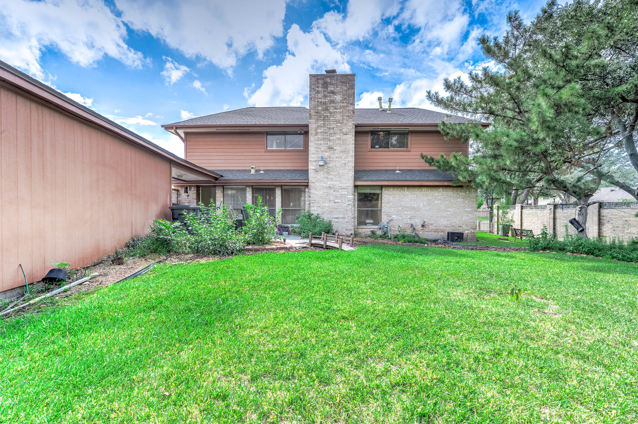 2703 Planters Street, Sugar Land, TX 77479
