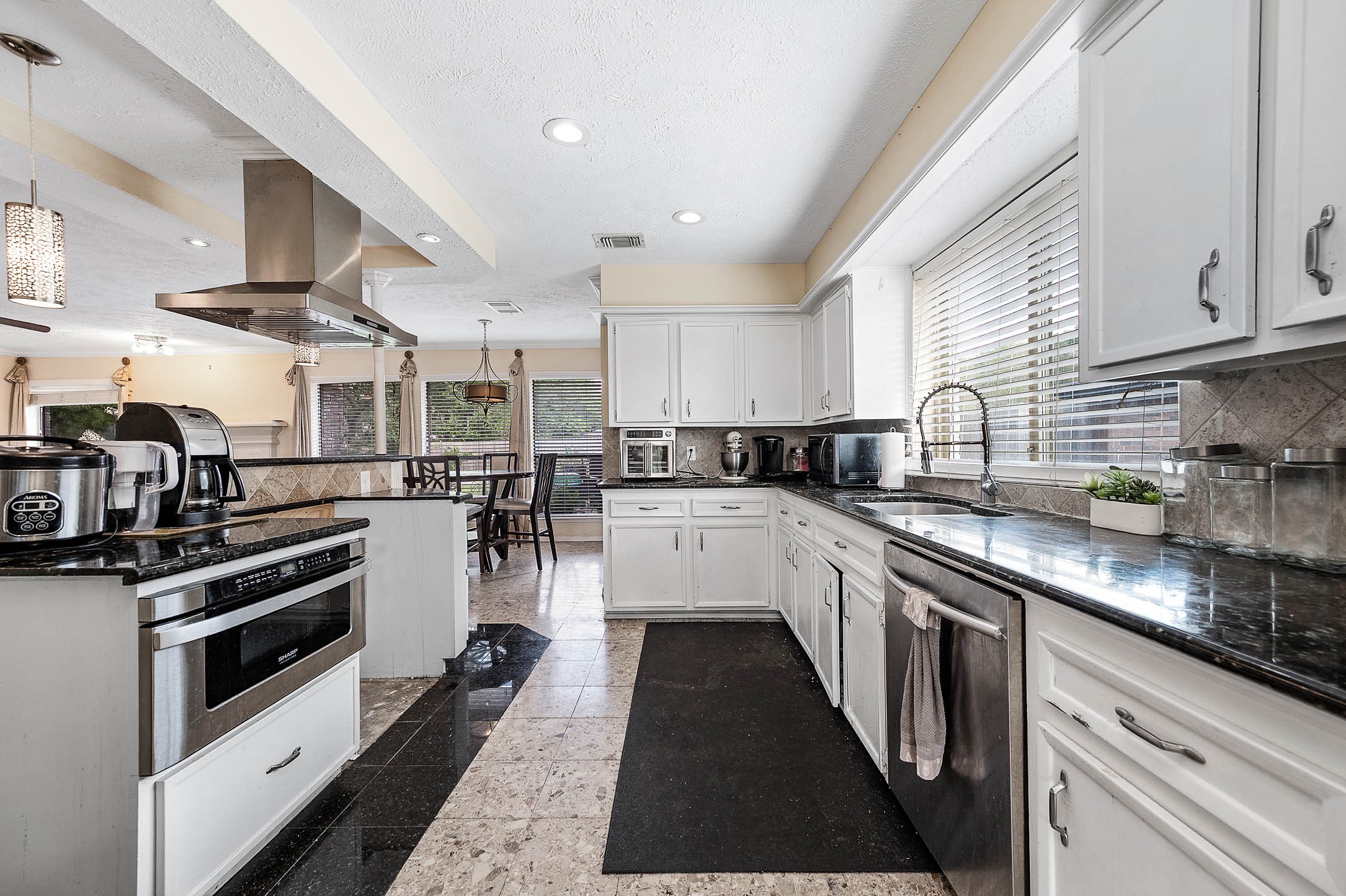 2703 Planters Street, Sugar Land, TX 77479