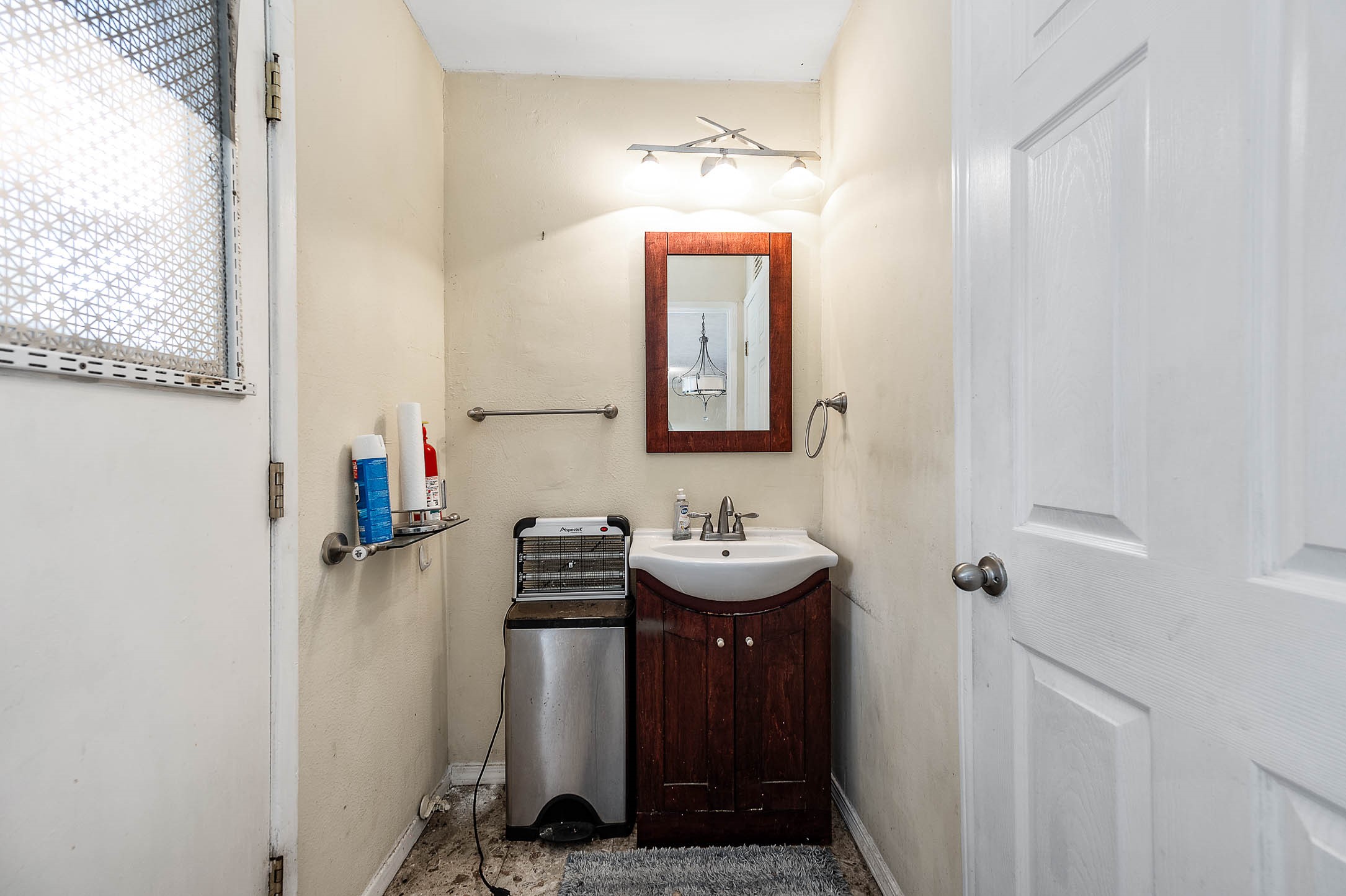2703 Planters Street, Sugar Land, TX 77479