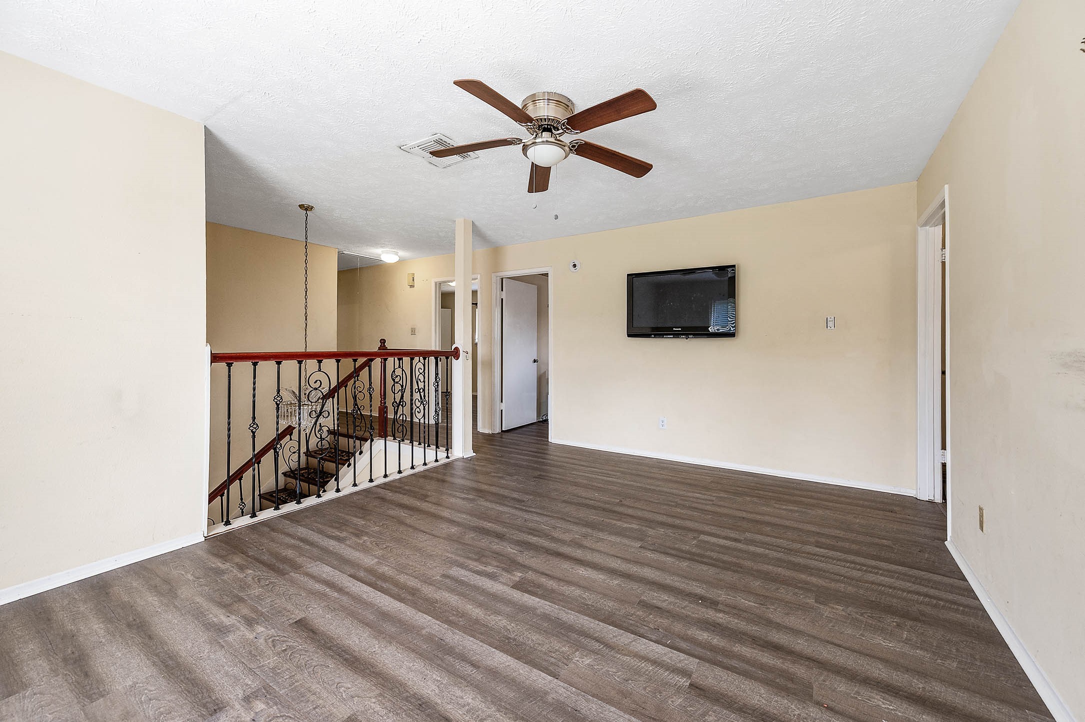 2703 Planters Street, Sugar Land, TX 77479