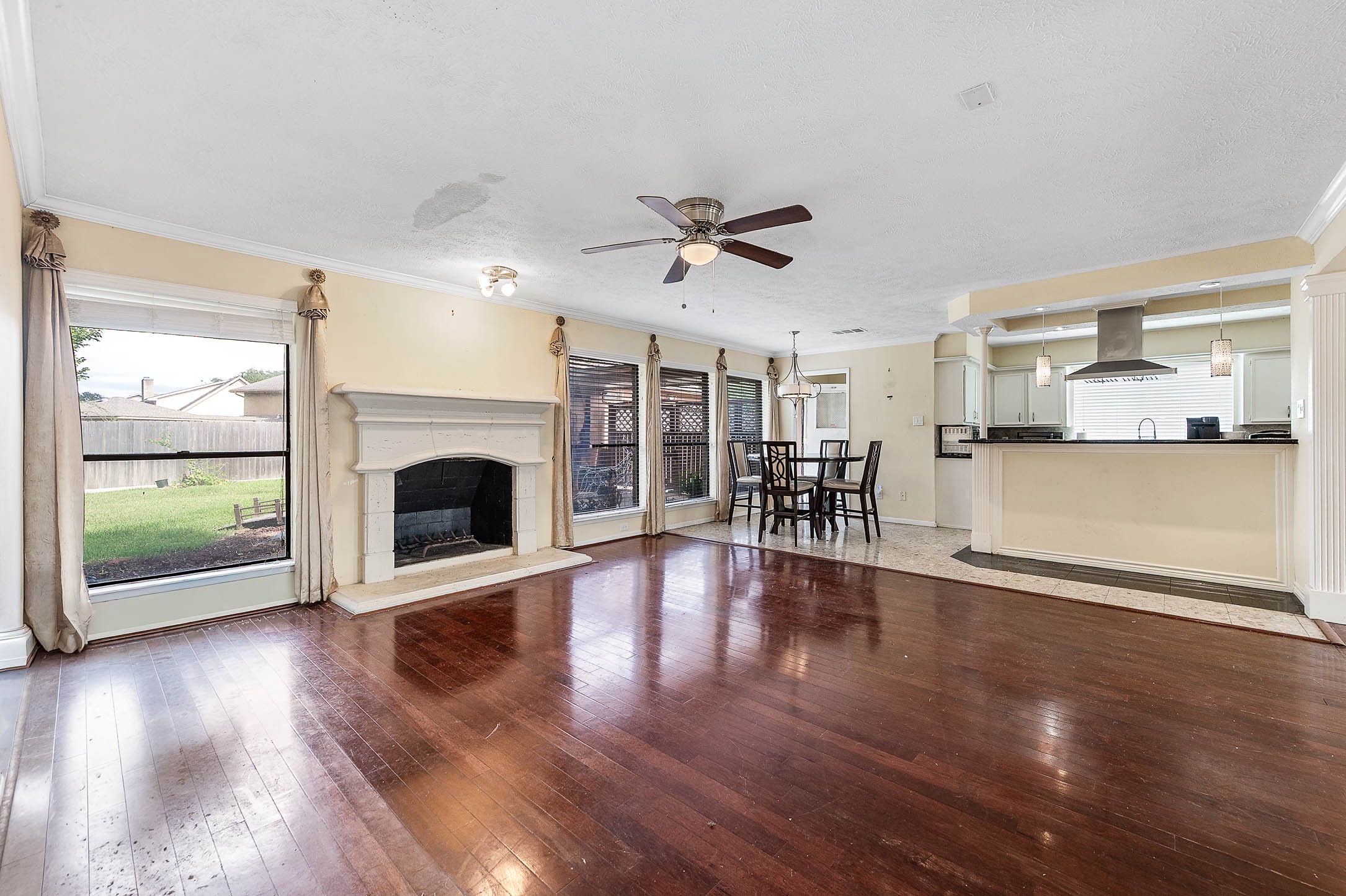 2703 Planters Street, Sugar Land, TX 77479