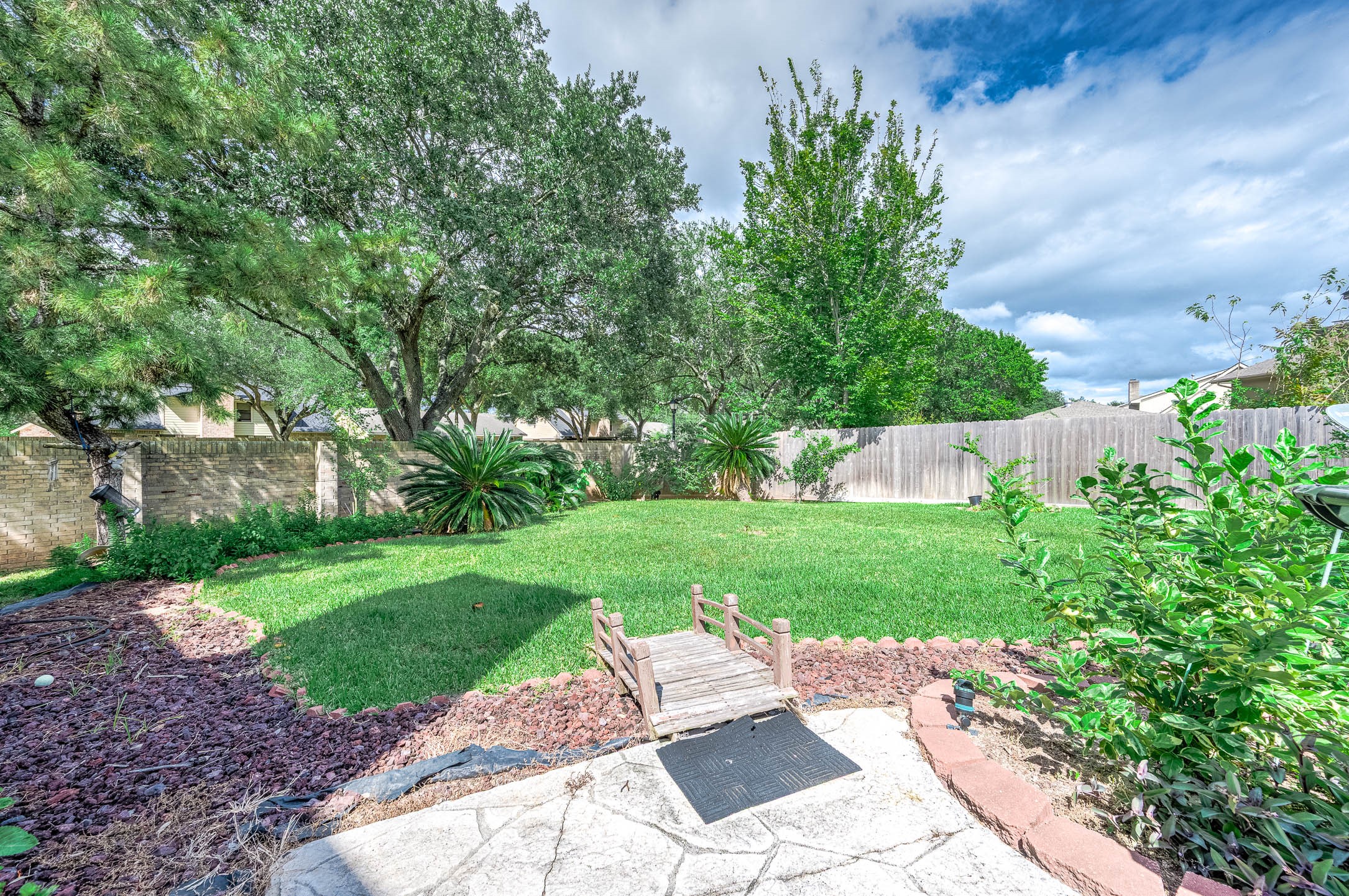 2703 Planters Street, Sugar Land, TX 77479