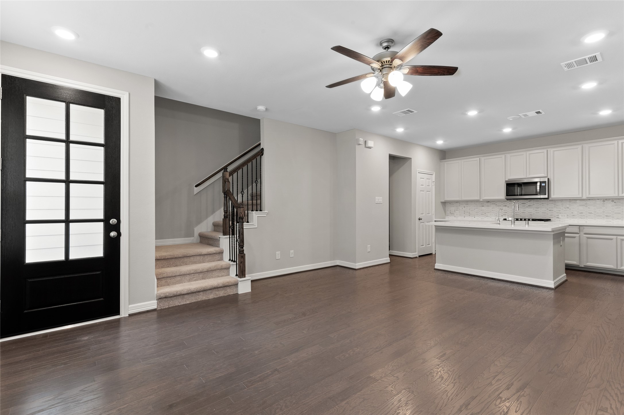 9511 Towne Lake Parkway, Cypress, TX 77433 9511 Towne Lake Parkway, Cypress, TX 77433