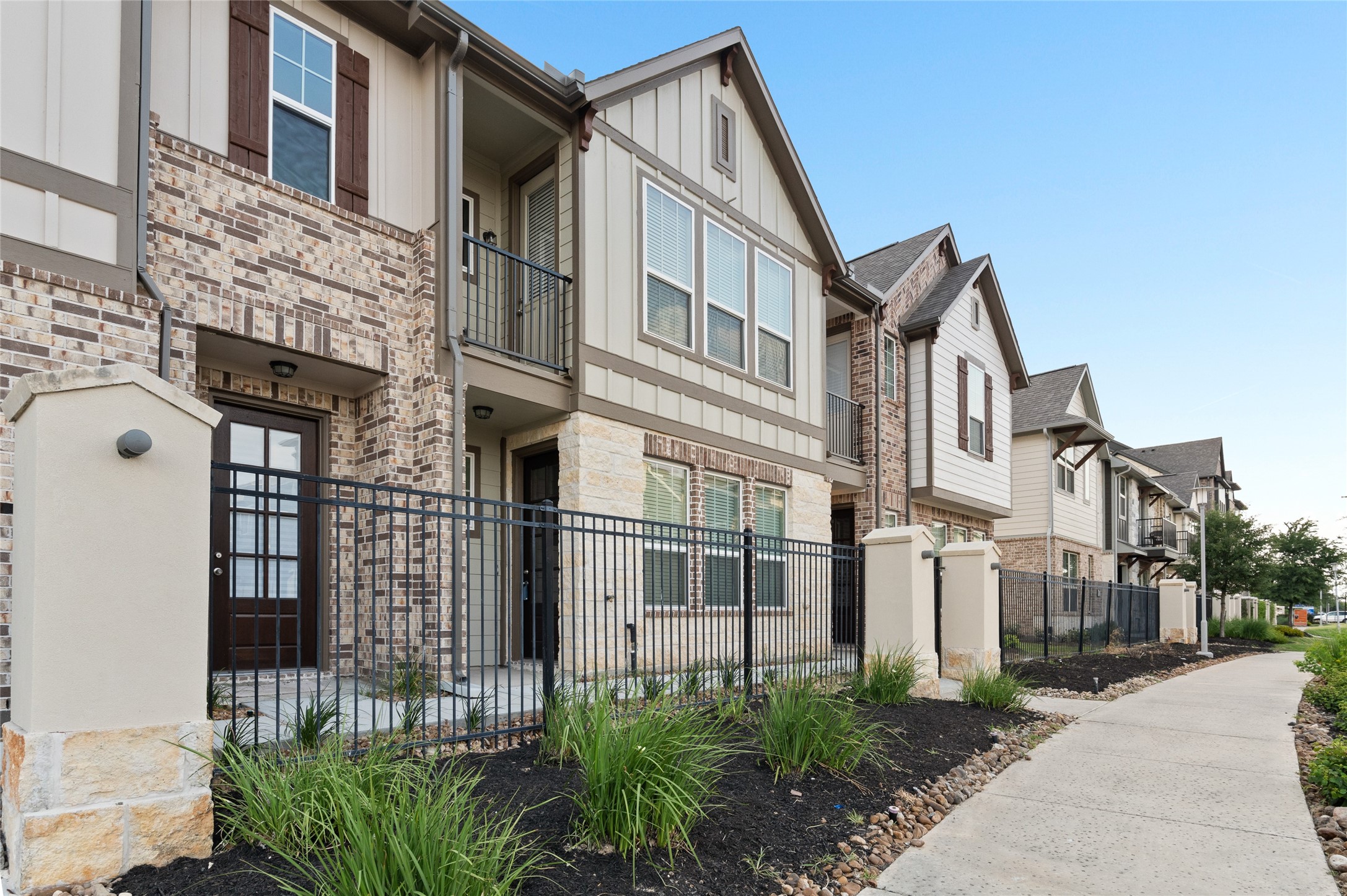 9511 Towne Lake Parkway, Cypress, TX 77433 9511 Towne Lake Parkway, Cypress, TX 77433