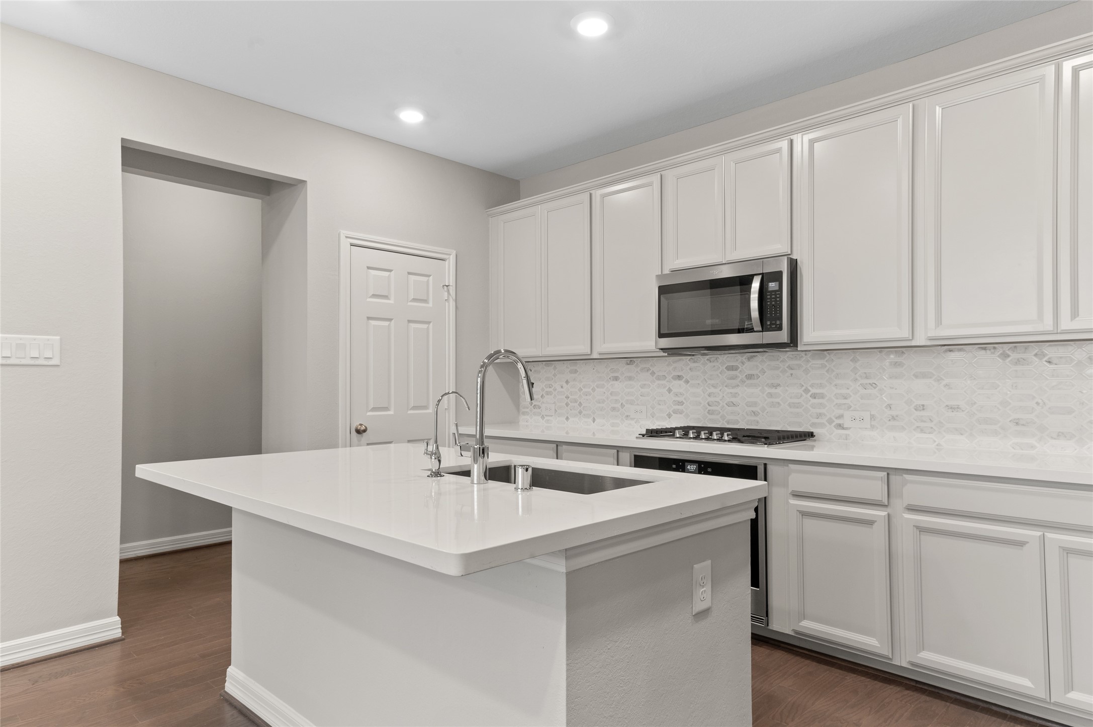 9511 Towne Lake Parkway, Cypress, TX 77433 9511 Towne Lake Parkway, Cypress, TX 77433
