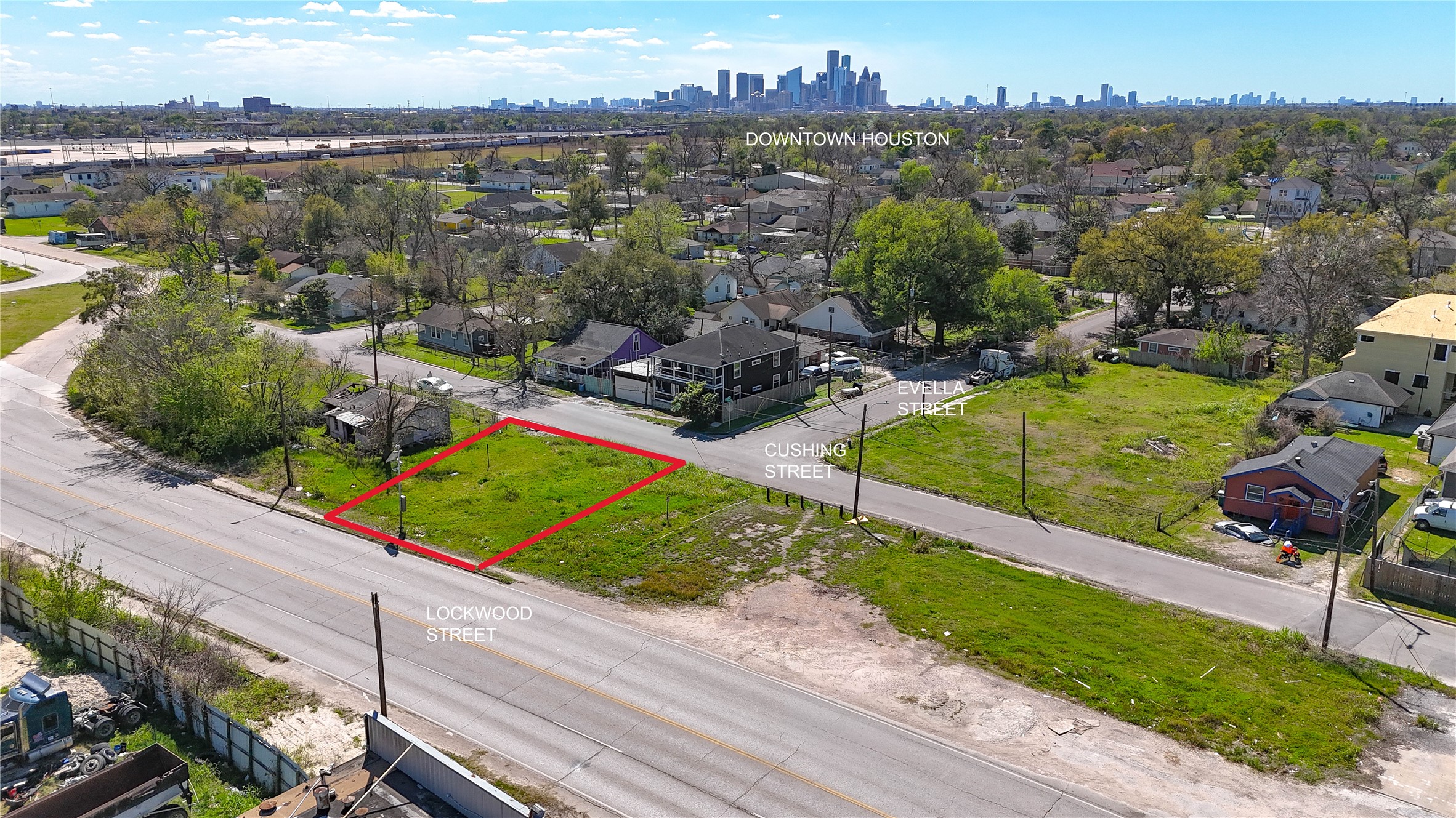 3513 Lockwood Drive, Houston, TX 77026 3513 Lockwood Drive, Houston, TX 77026