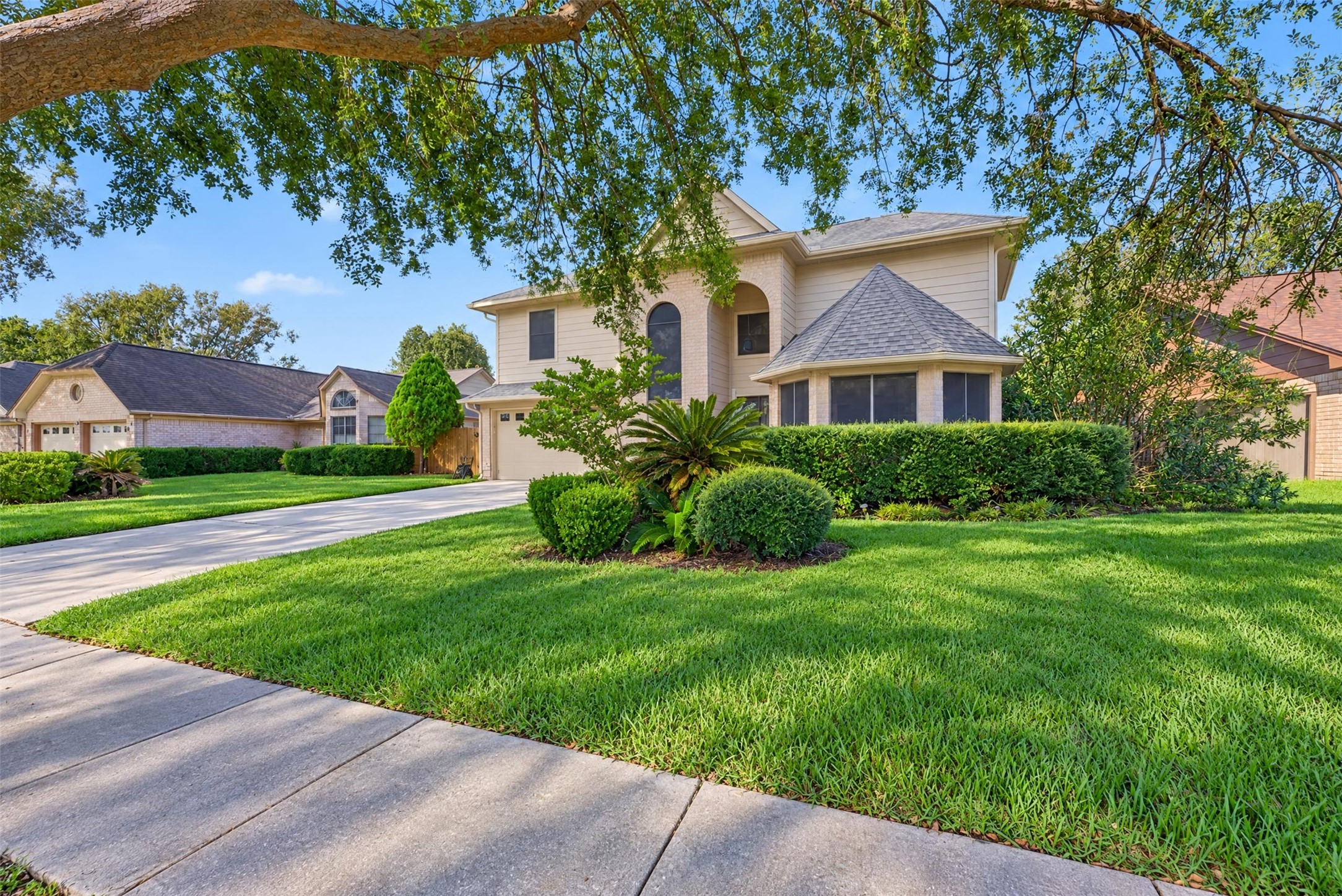 2906 Pioneer Pass, Sugar Land, TX 77479