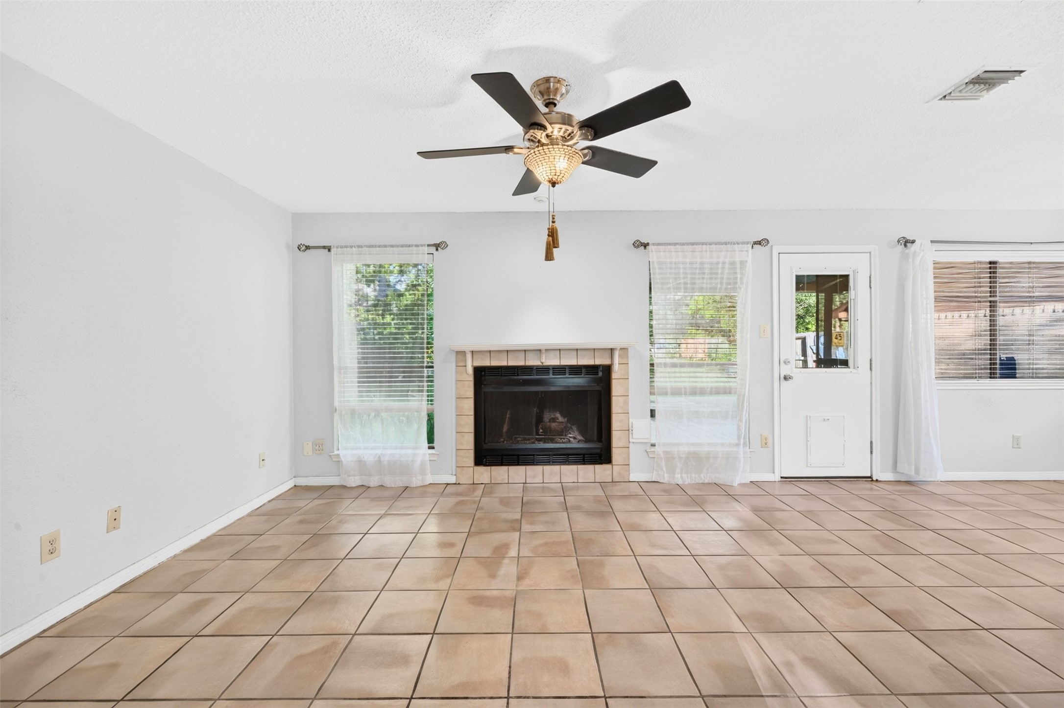 2906 Pioneer Pass, Sugar Land, TX 77479
