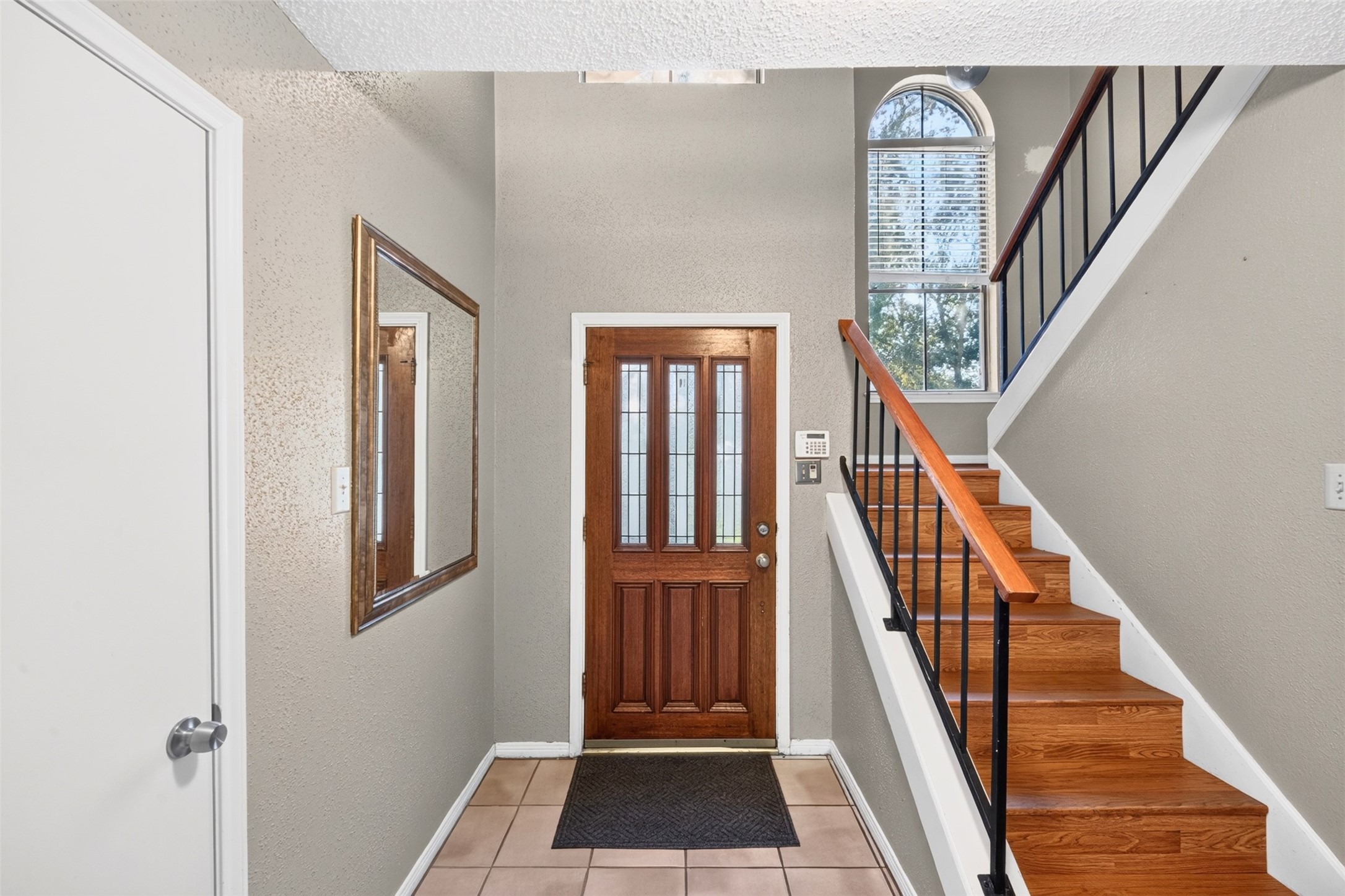 2906 Pioneer Pass, Sugar Land, TX 77479