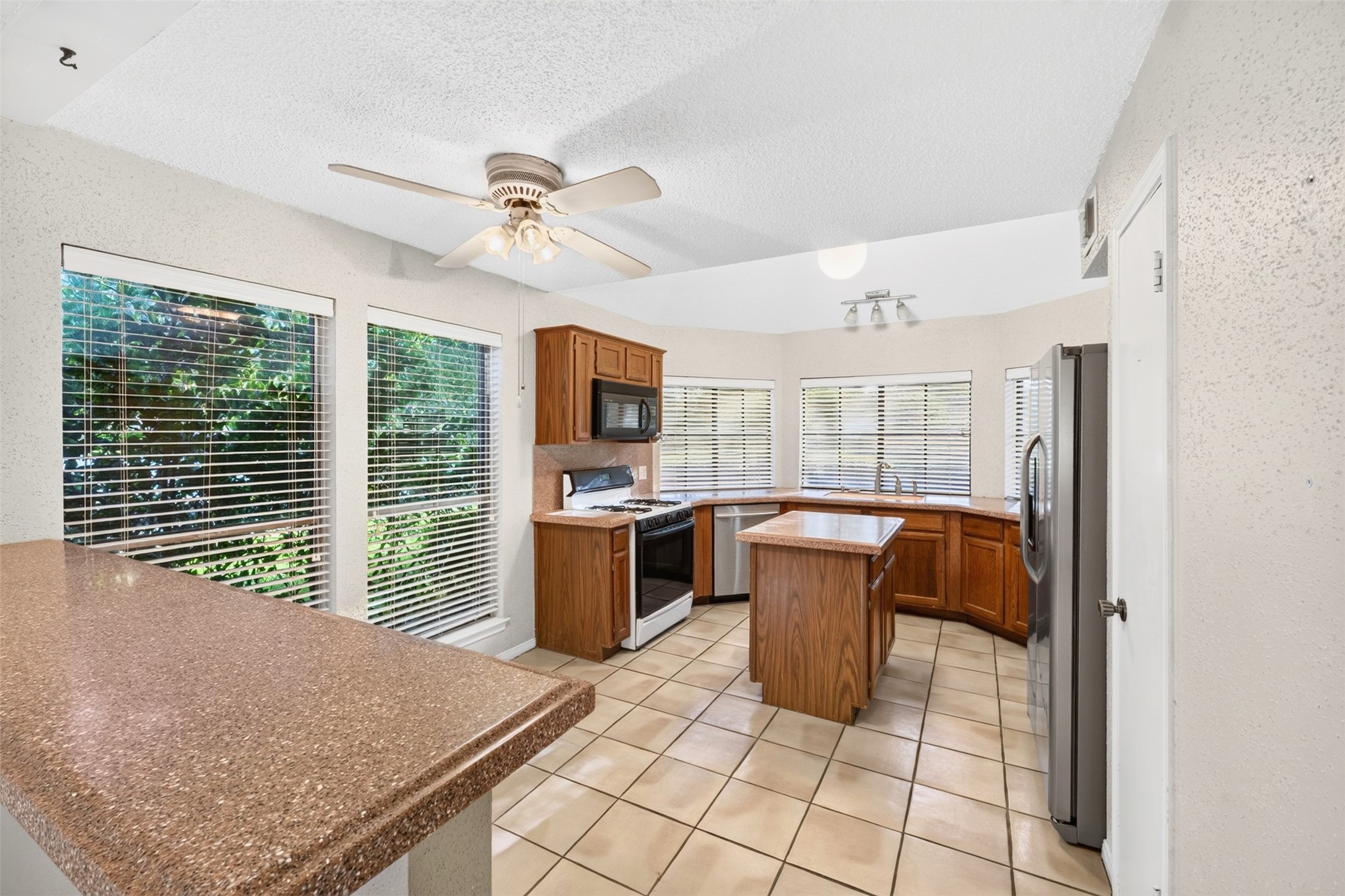 2906 Pioneer Pass, Sugar Land, TX 77479